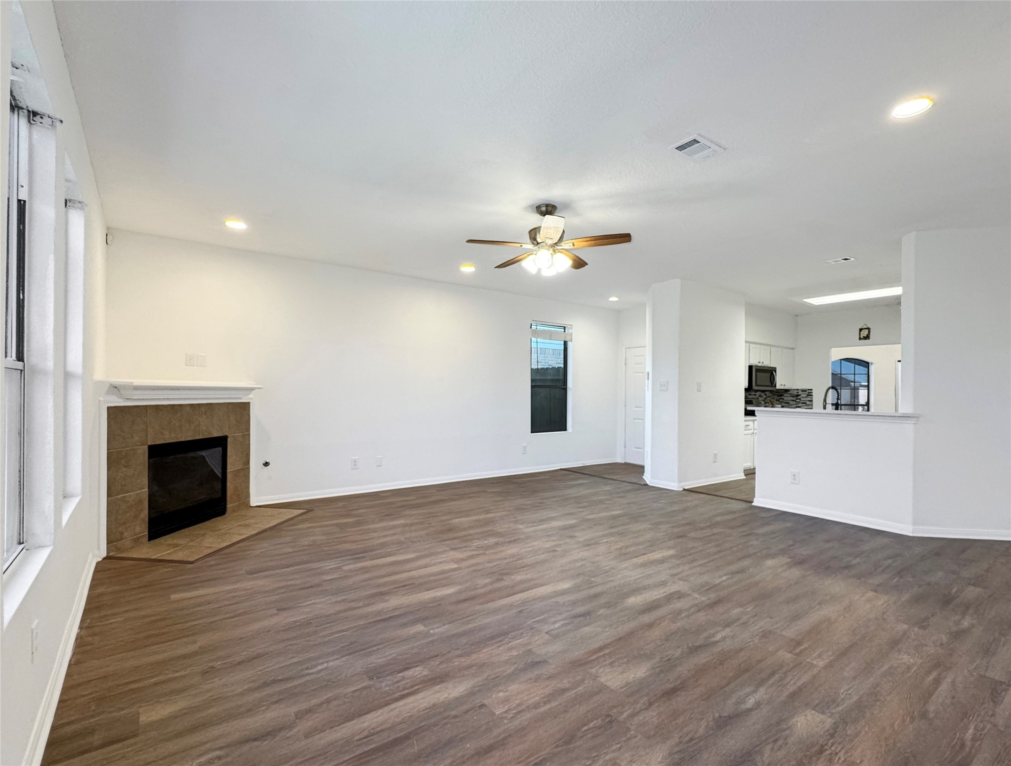 27127 Sunset Pines Drive Property Photo 6