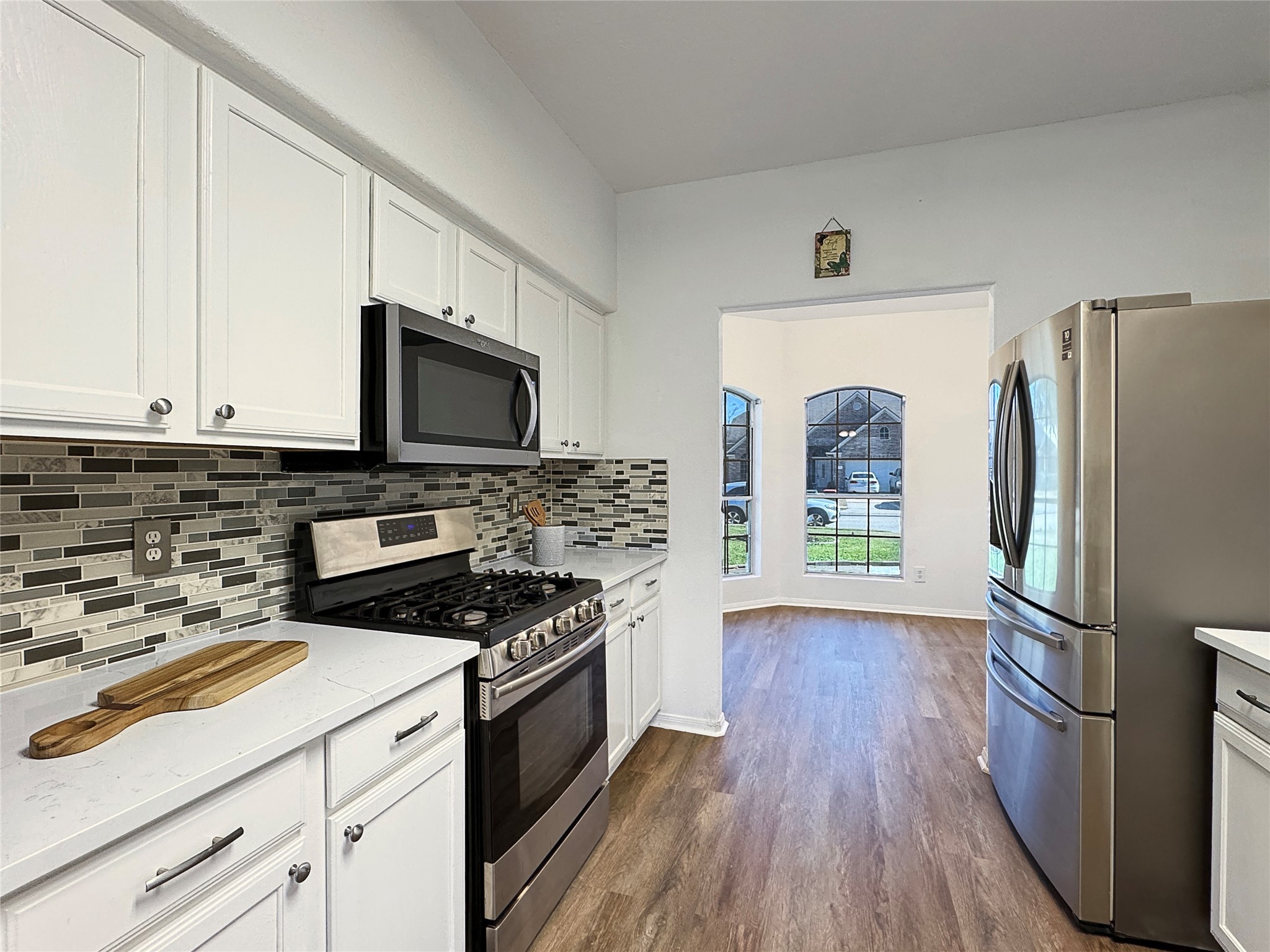 27127 Sunset Pines Drive Property Photo 9