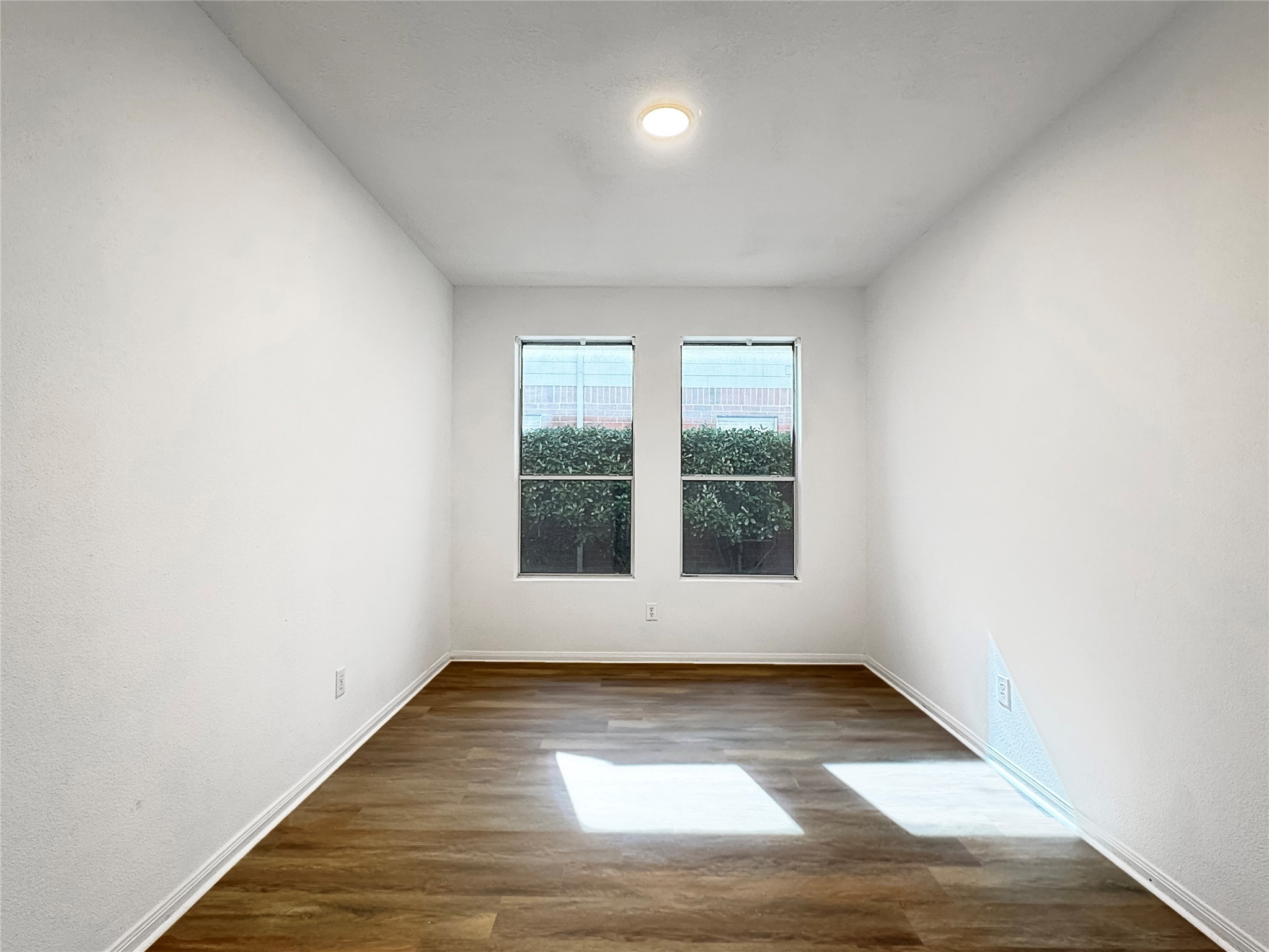 27127 Sunset Pines Drive Property Photo 16