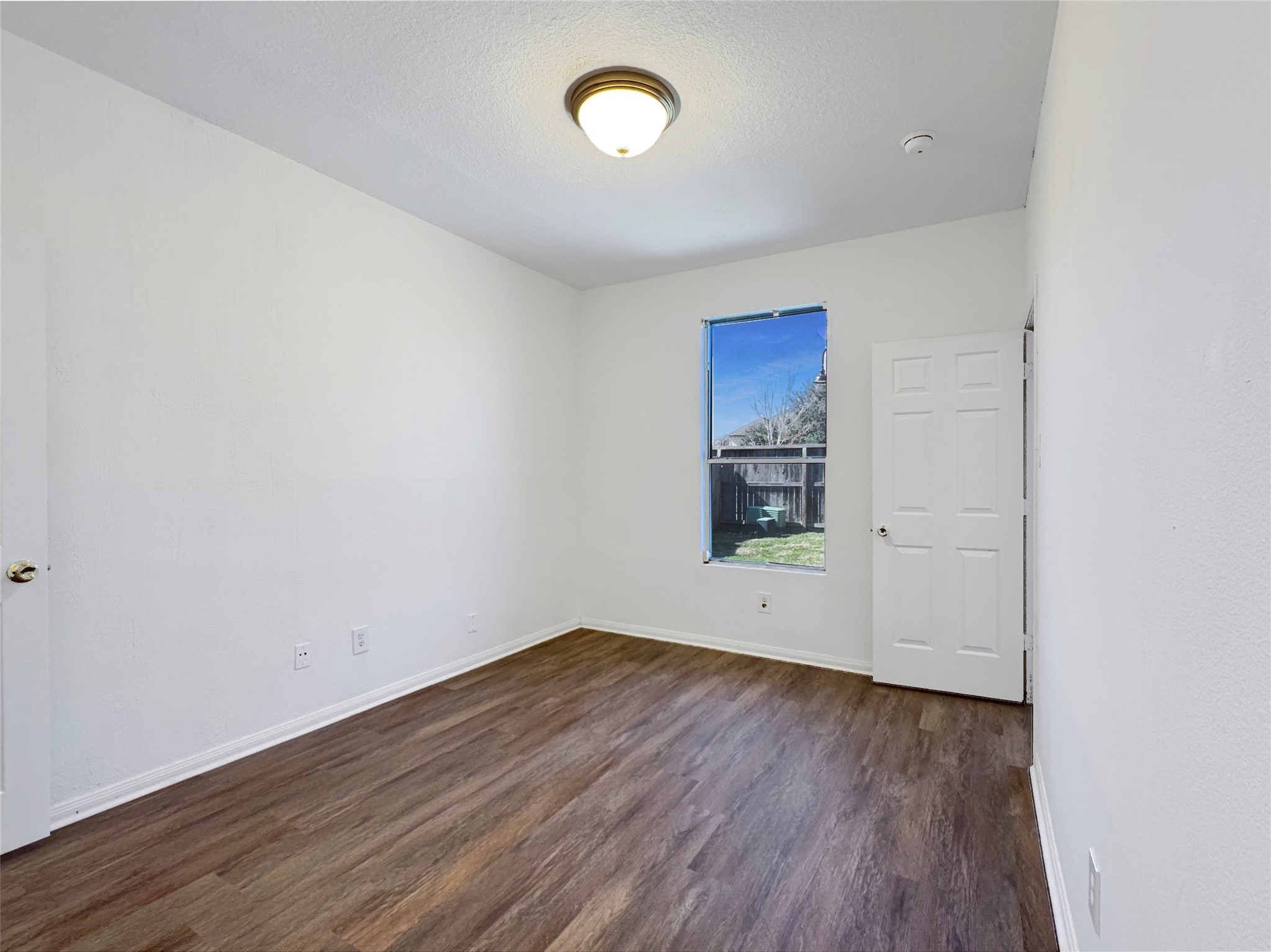 27127 Sunset Pines Drive Property Photo 22