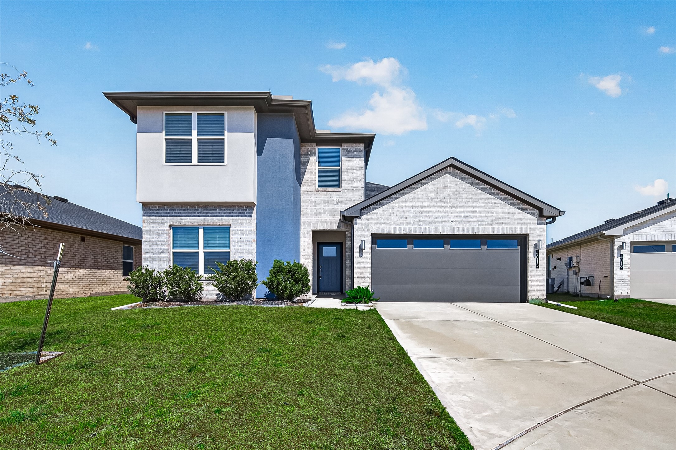 4015 Itzle Island Court Property Photo