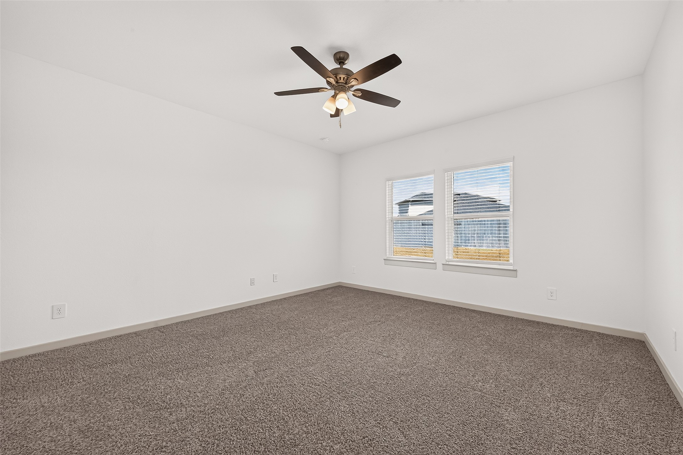 4015 Itzle Island Court Property Photo 29