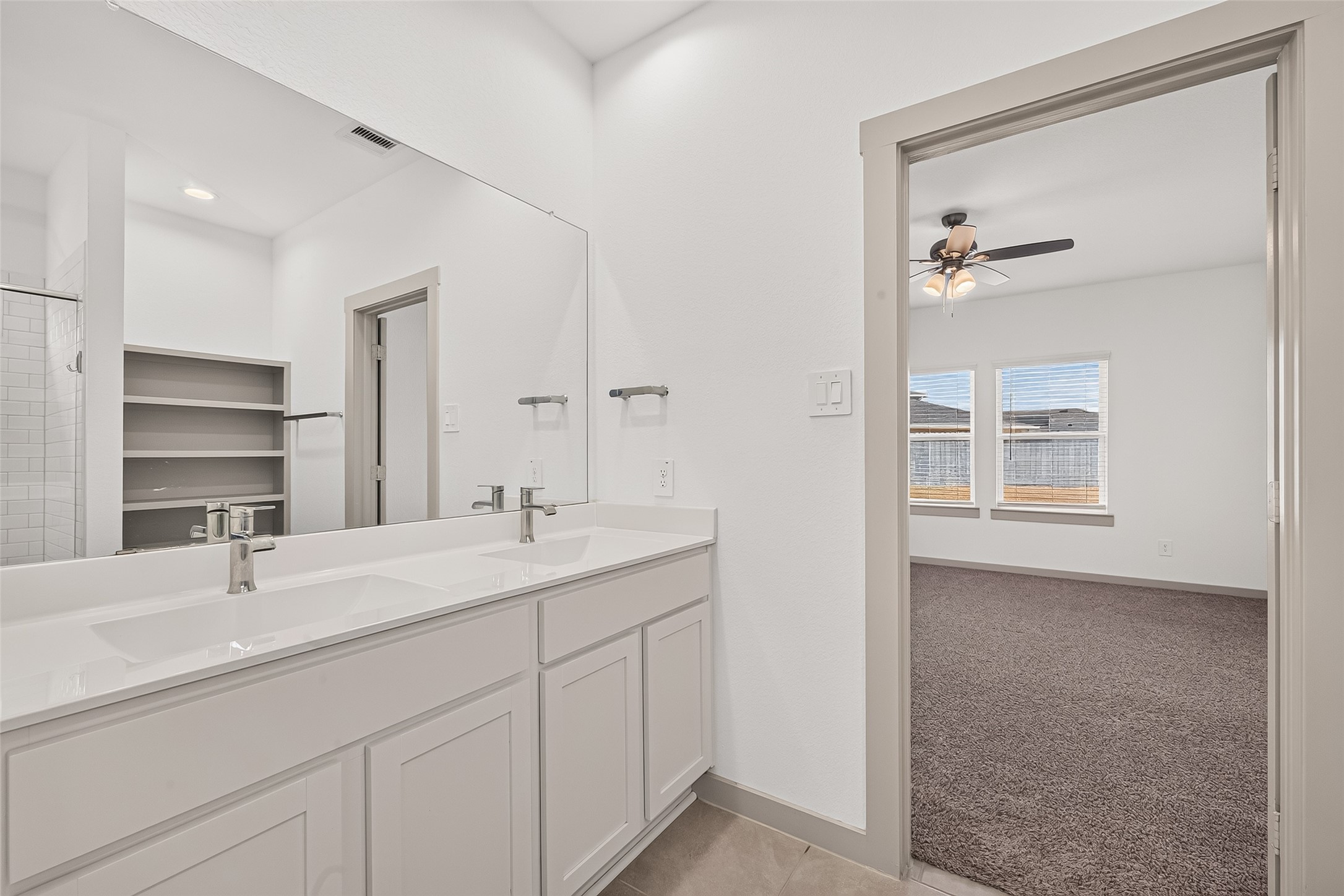 4015 Itzle Island Court Property Photo 34
