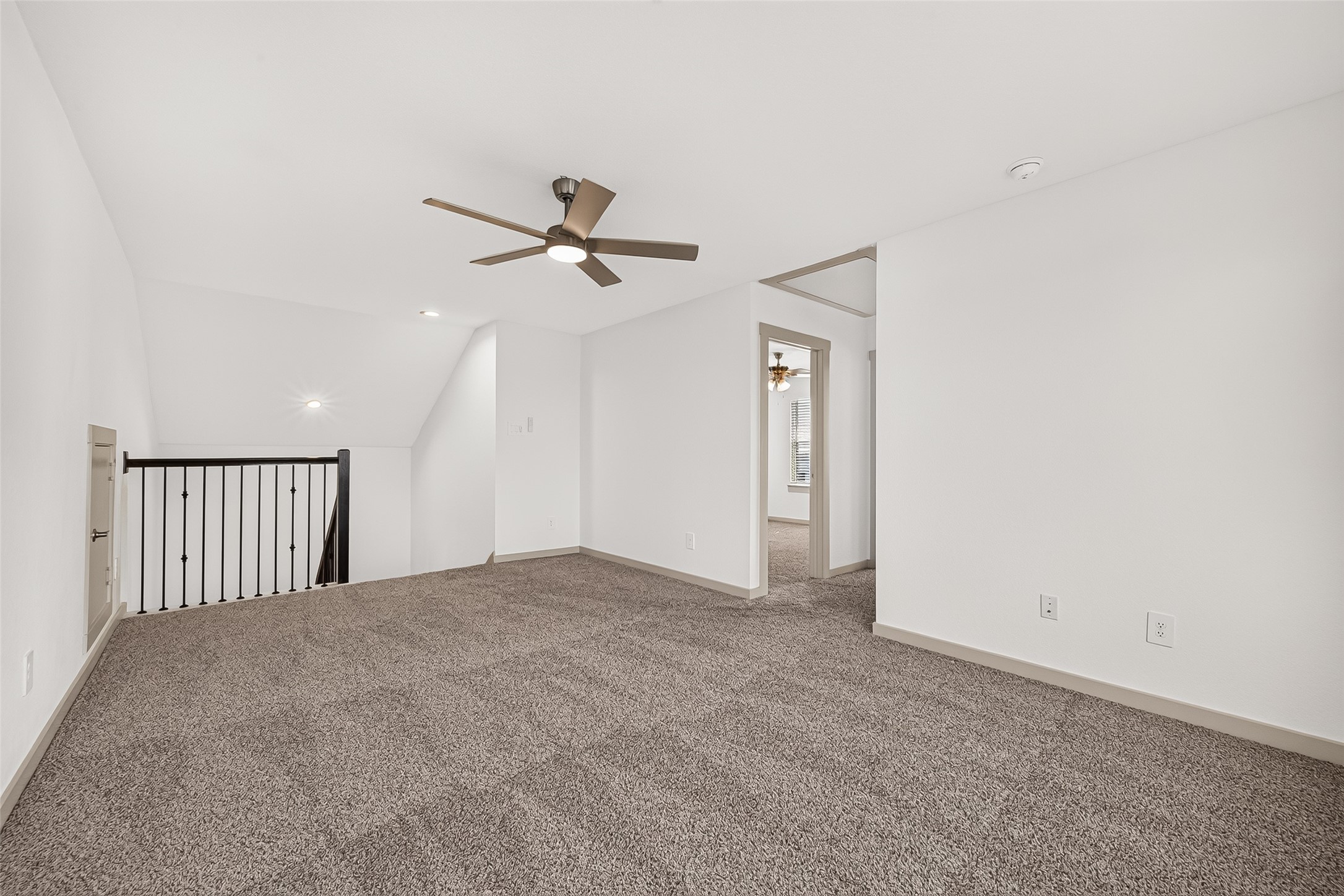 4015 Itzle Island Court Property Photo 39