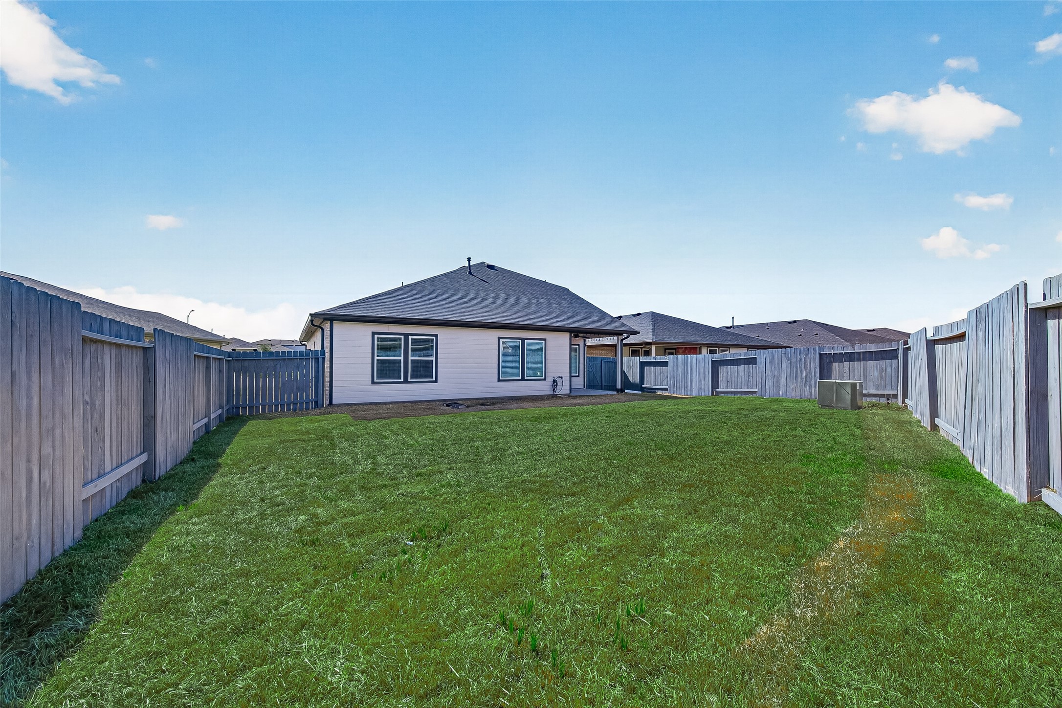4015 Itzle Island Court Property Photo 43
