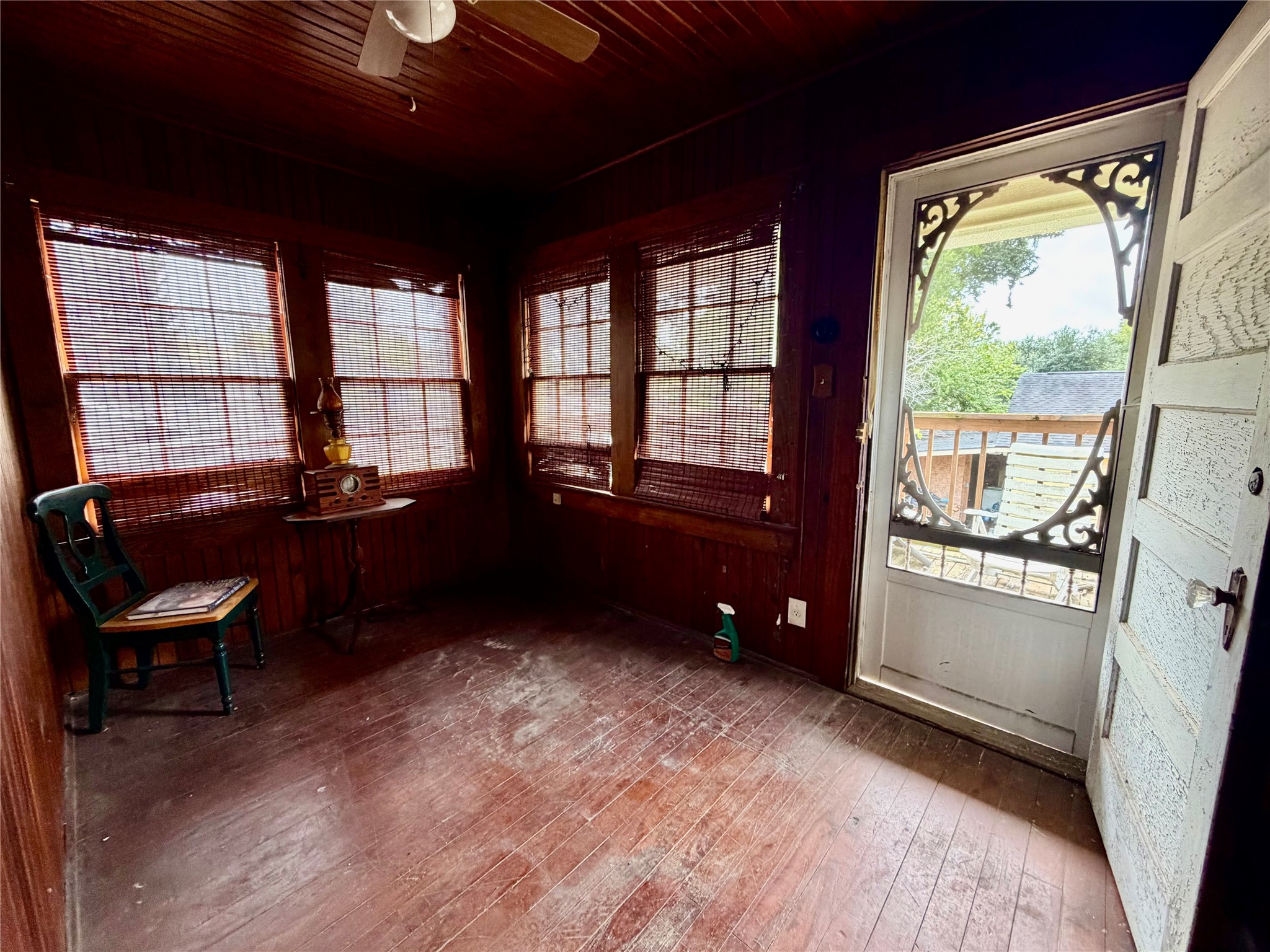 501 Avenue I Avenue Property Photo 12