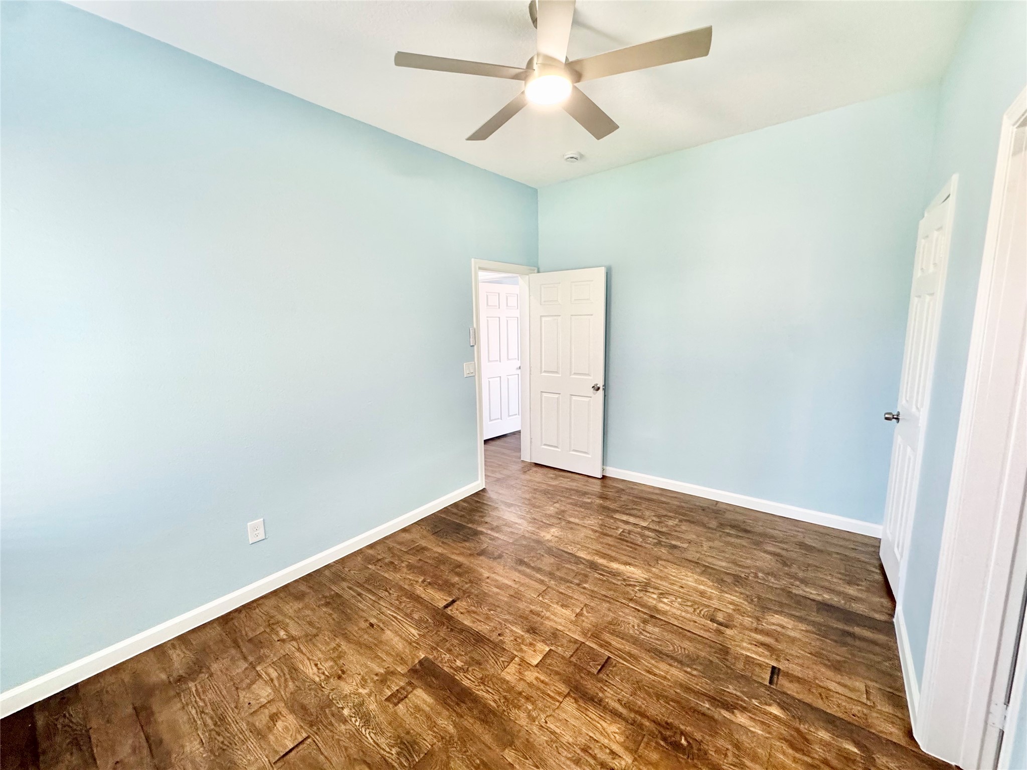 1418 30th Street Property Photo 16
