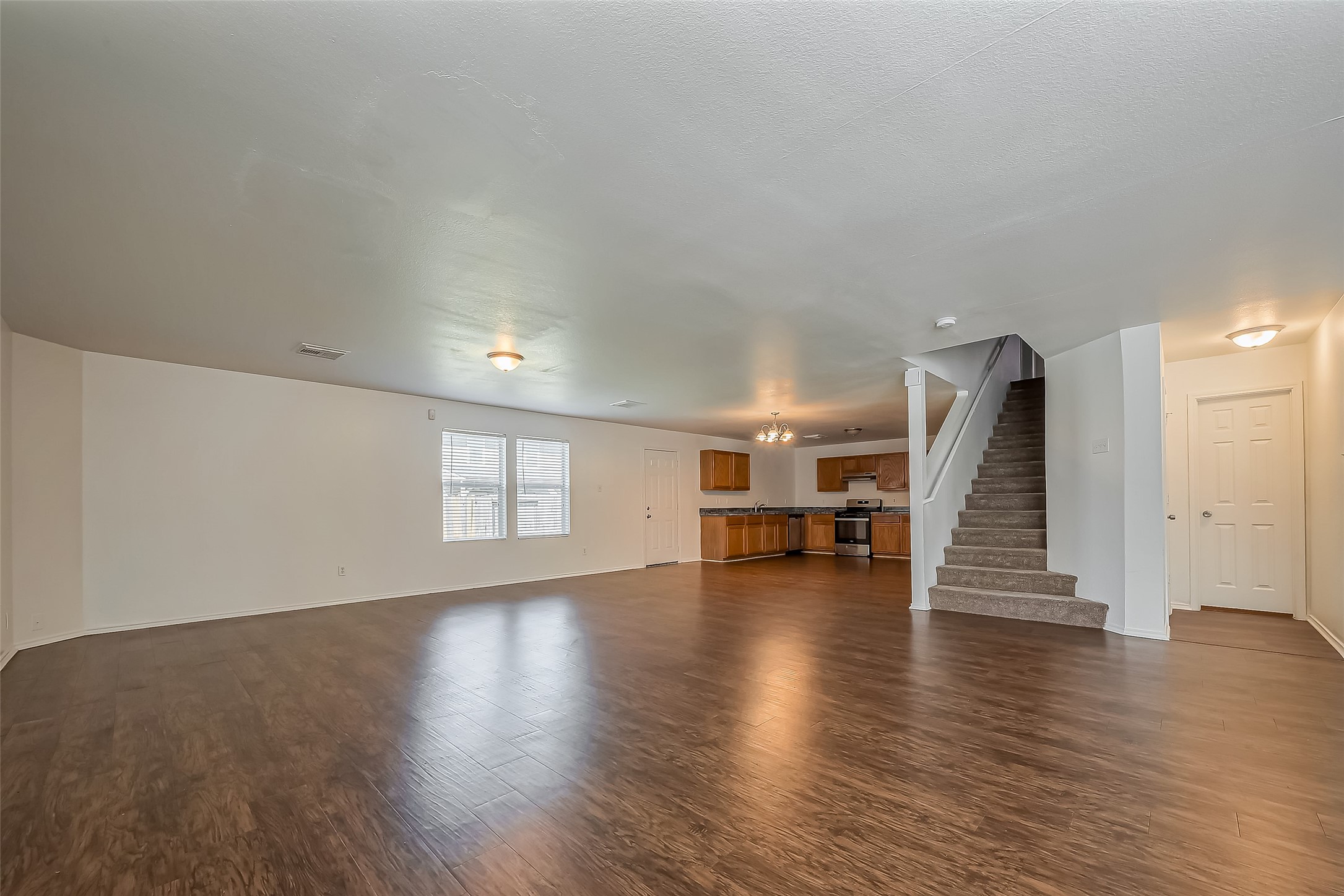7923 Ashland Springs Lane Property Photo 12