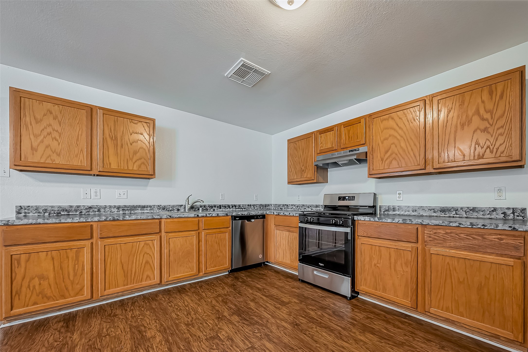 7923 Ashland Springs Lane Property Photo 19