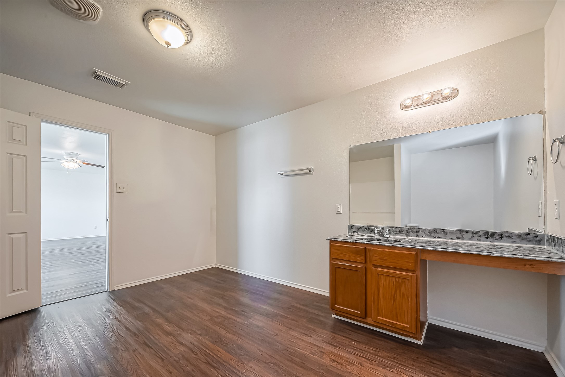 7923 Ashland Springs Lane Property Photo 43
