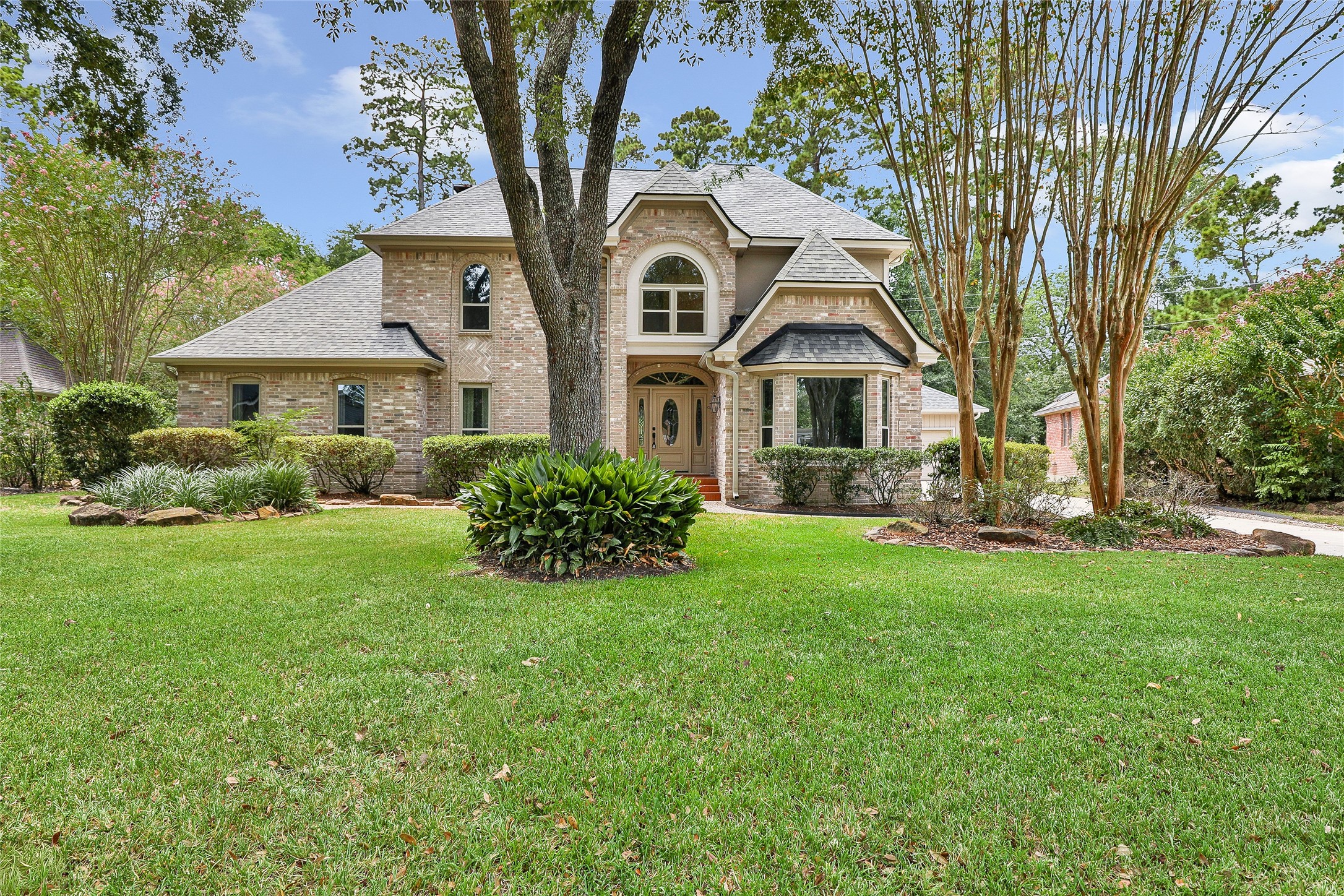 5410 Timber Shade Drive Property Photo 1
