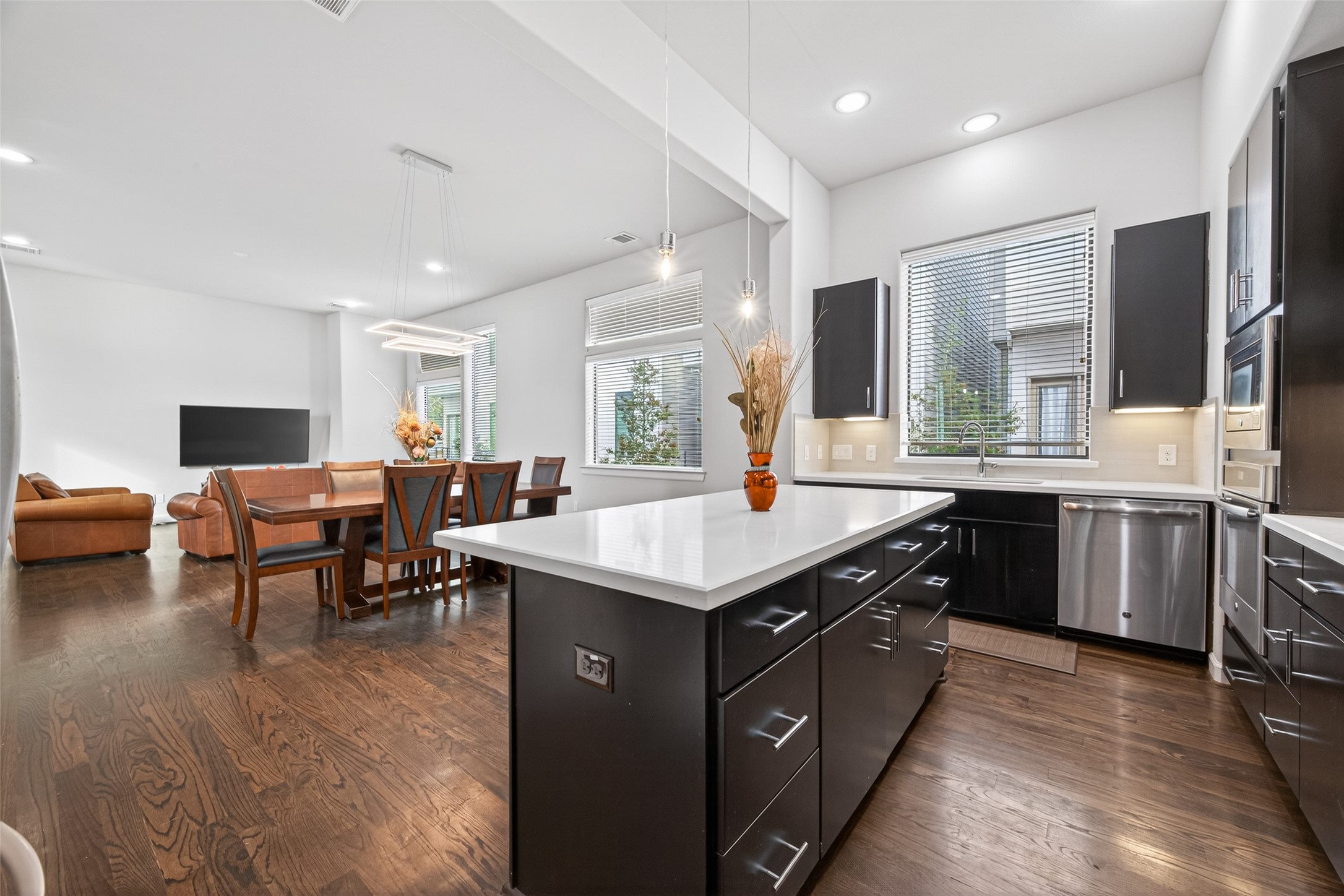 5313 Inker Street Property Photo 16