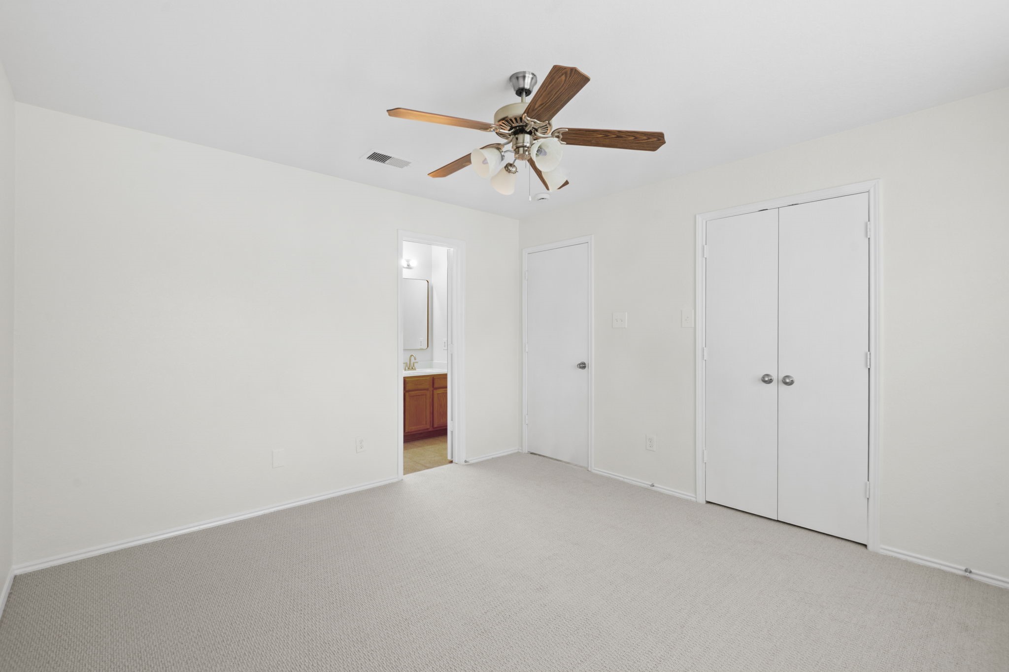 7910 Buffalo View Lane Property Photo 17