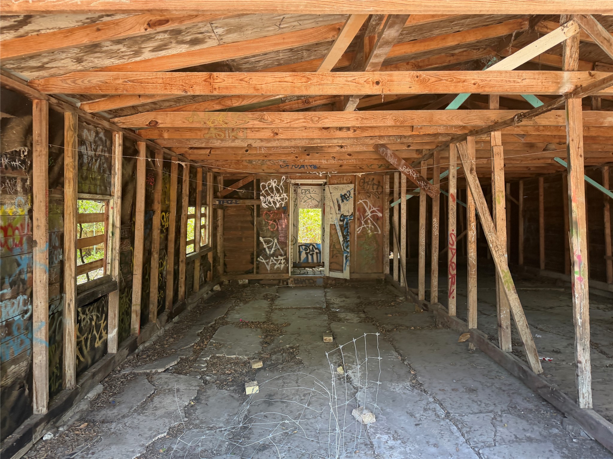 234 Doolittle Street Property Photo 9