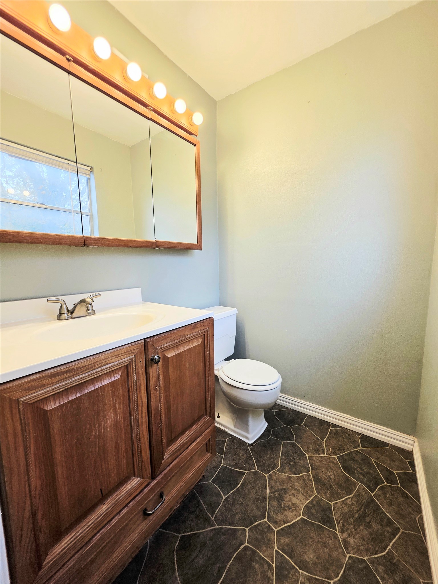 111 S Harvey House Road Property Photo 11