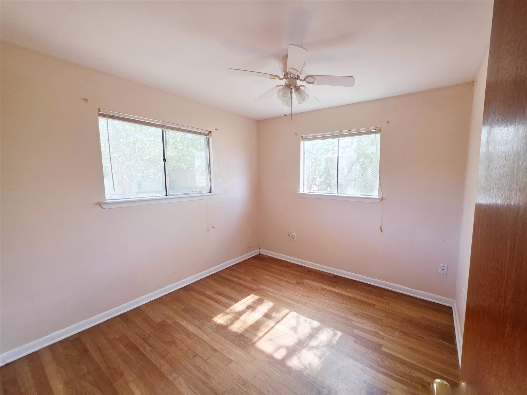 111 S Harvey House Road Property Photo 12