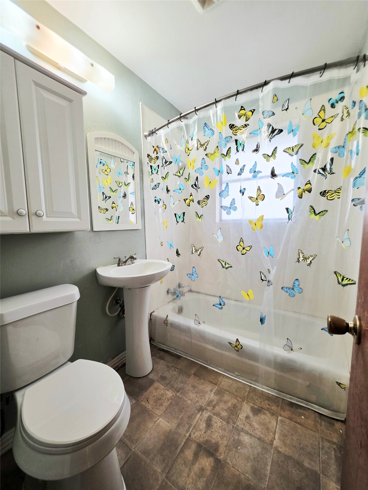 111 S Harvey House Road Property Photo 14