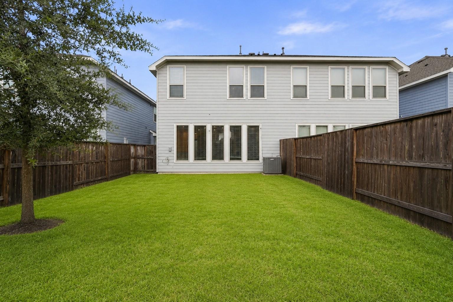 4215 Champlain Way Way, Iowa Colony Tx 77583 Property Photo 3