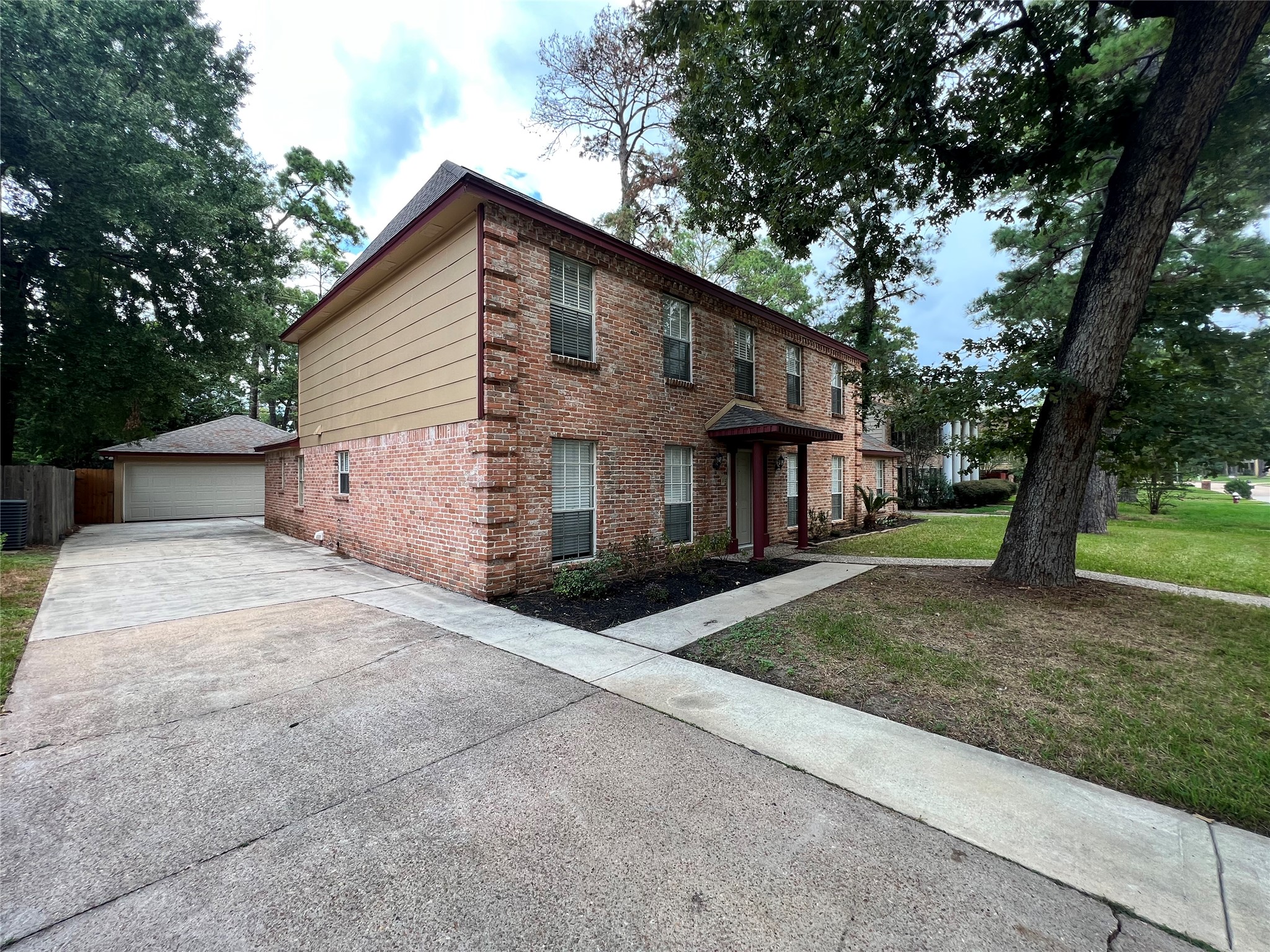 1506 Castlerock Drive Property Photo 2