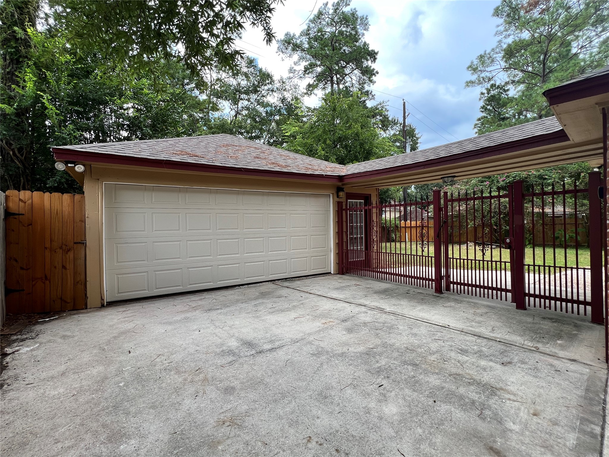1506 Castlerock Drive Property Photo 4