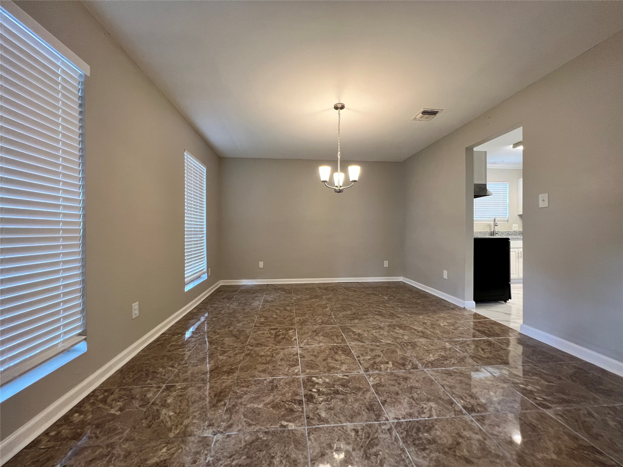 1506 Castlerock Drive Property Photo 7