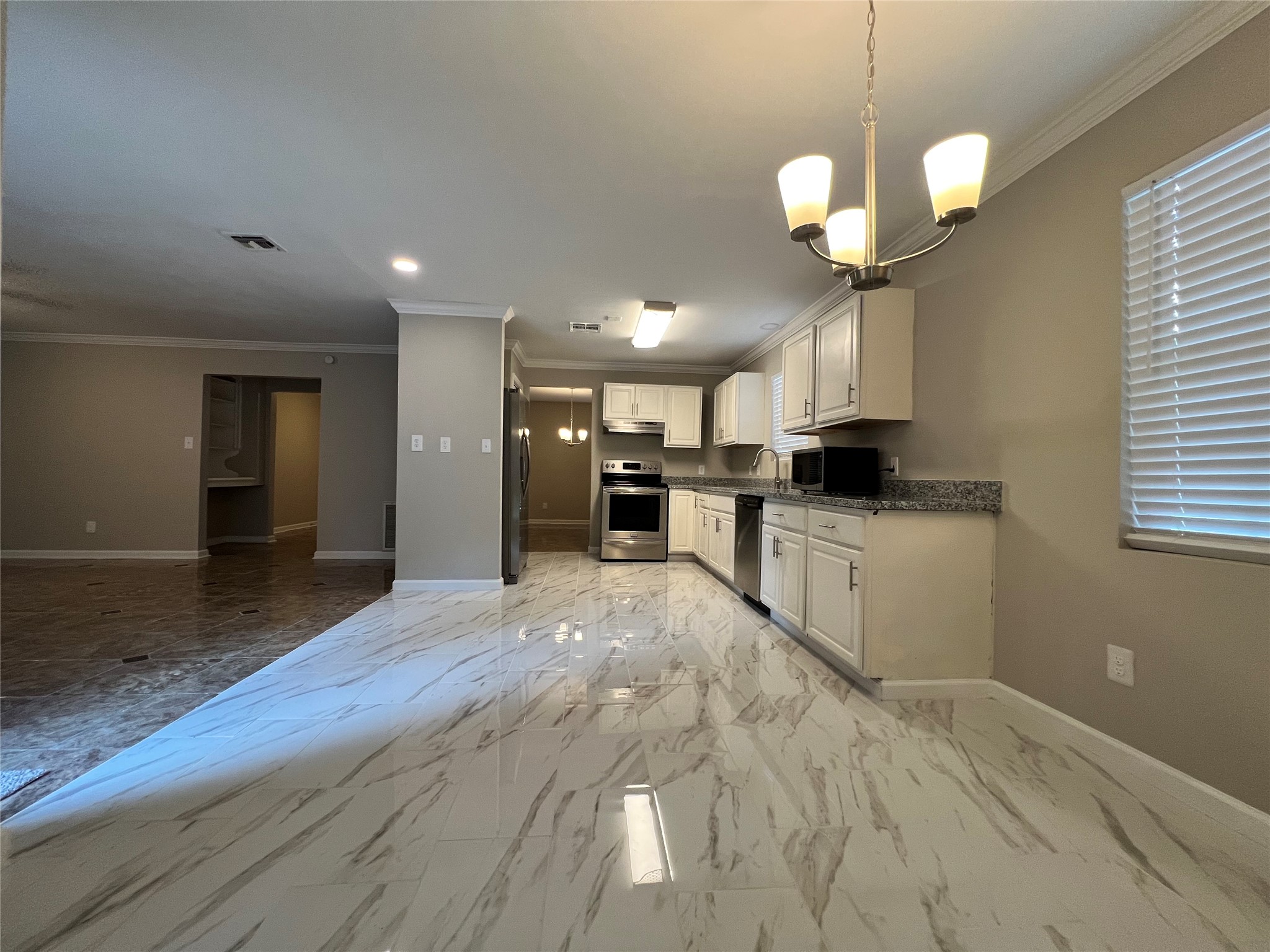 1506 Castlerock Drive Property Photo 15