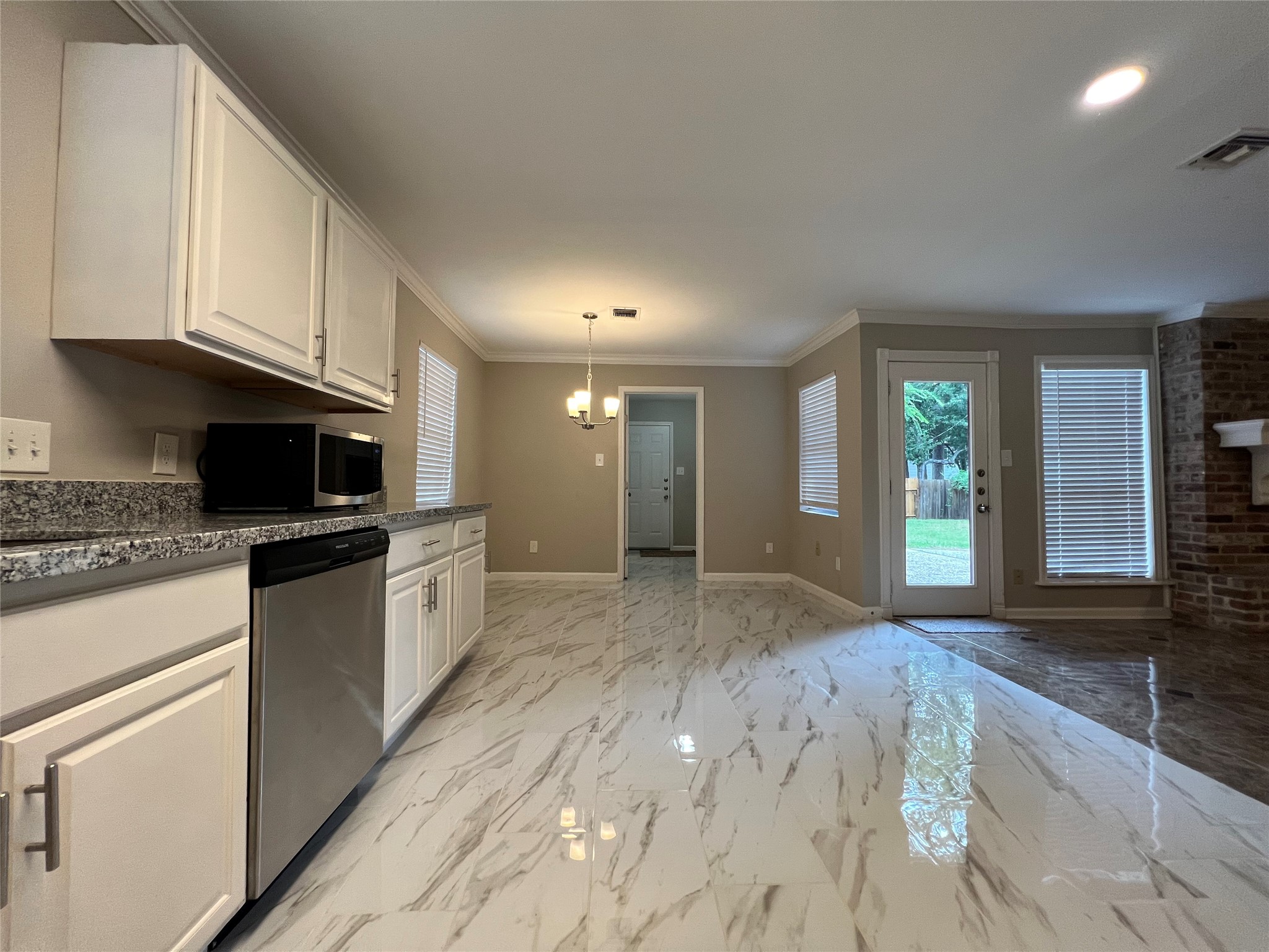 1506 Castlerock Drive Property Photo 16