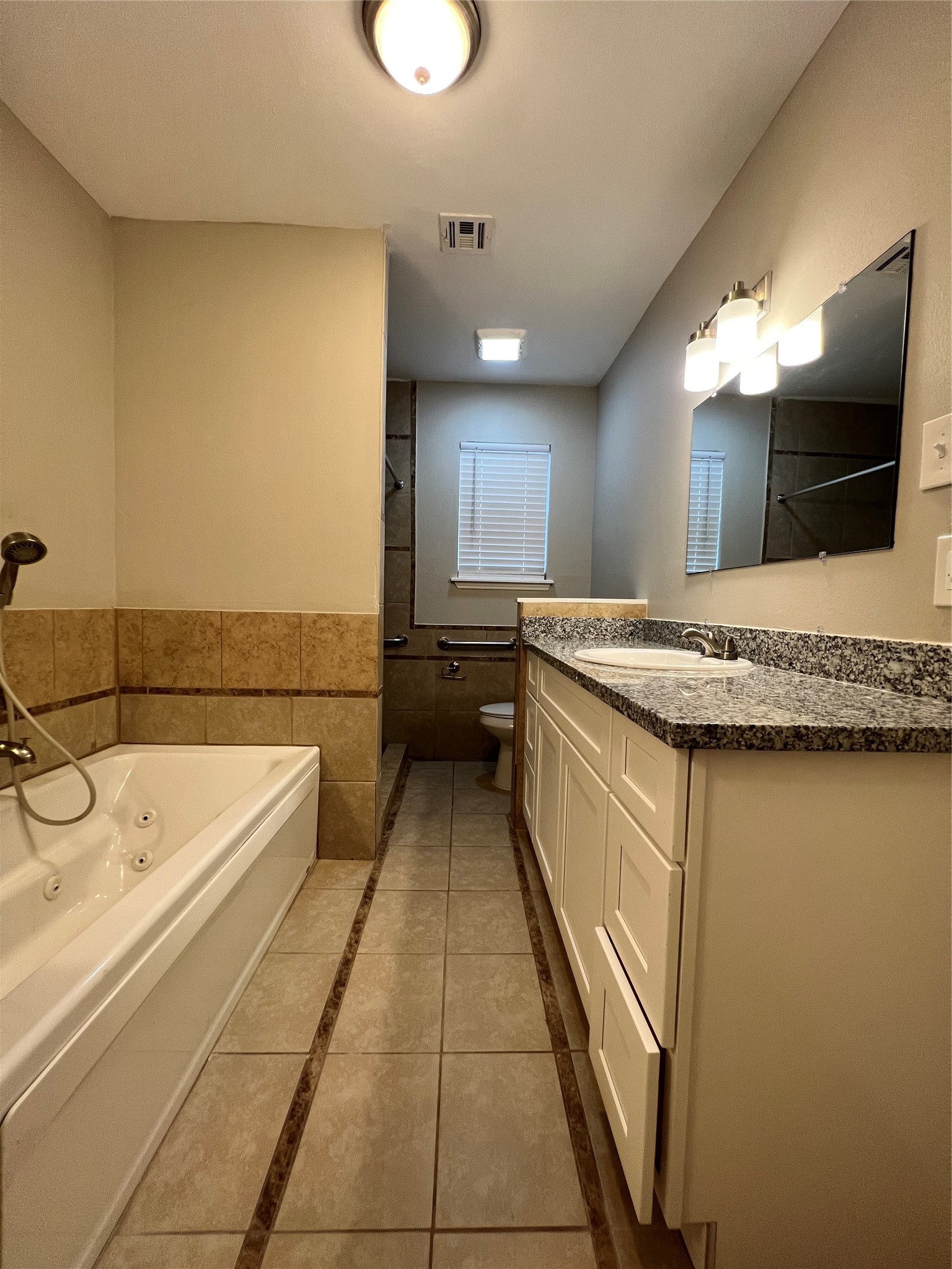 1506 Castlerock Drive Property Photo 21