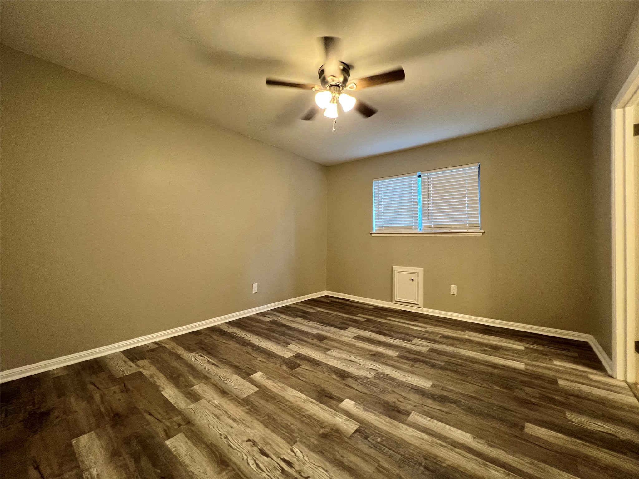 1506 Castlerock Drive Property Photo 36