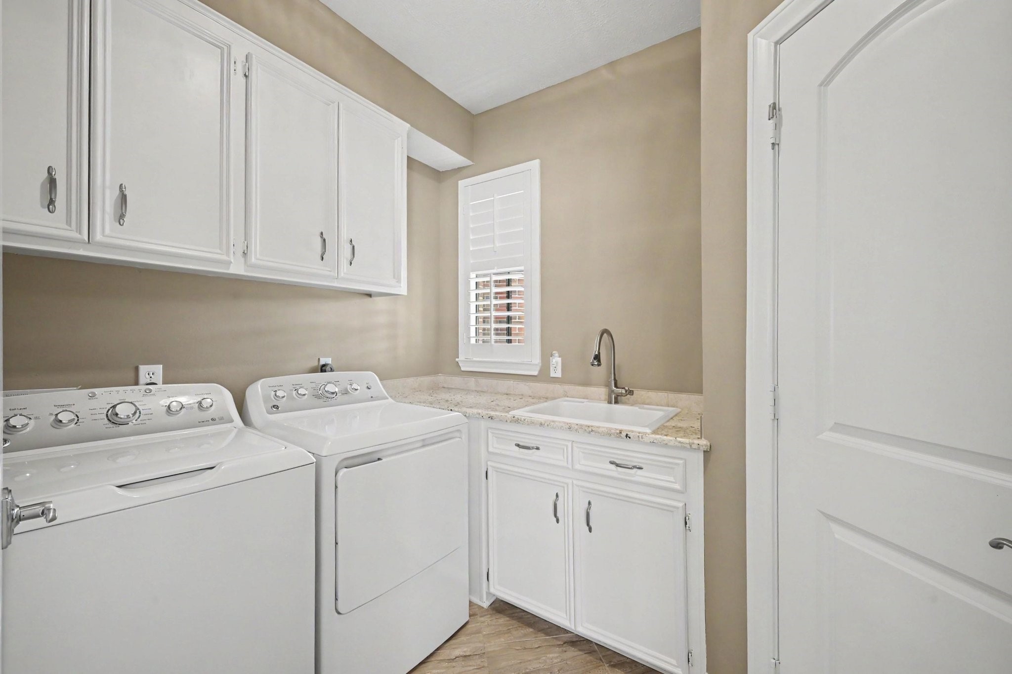 11614 Vailrun Drive Property Photo 34