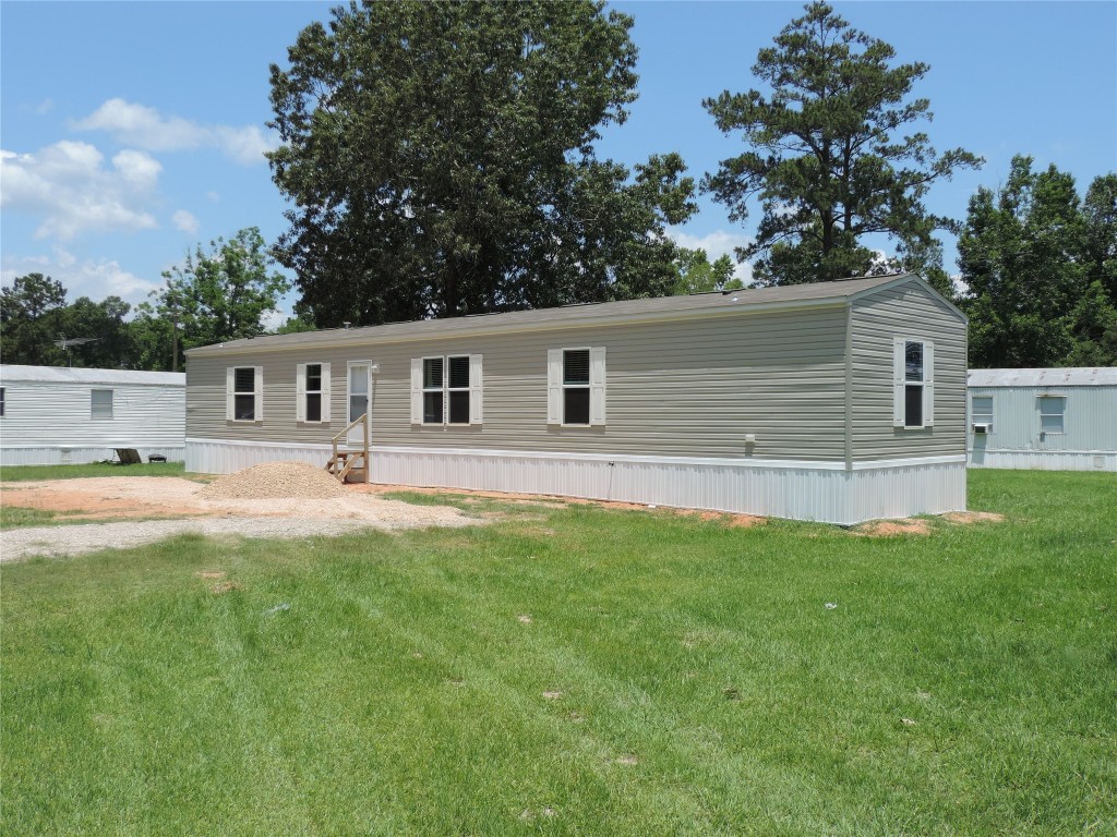 1668 Fm-2518 77 Property Photo 1