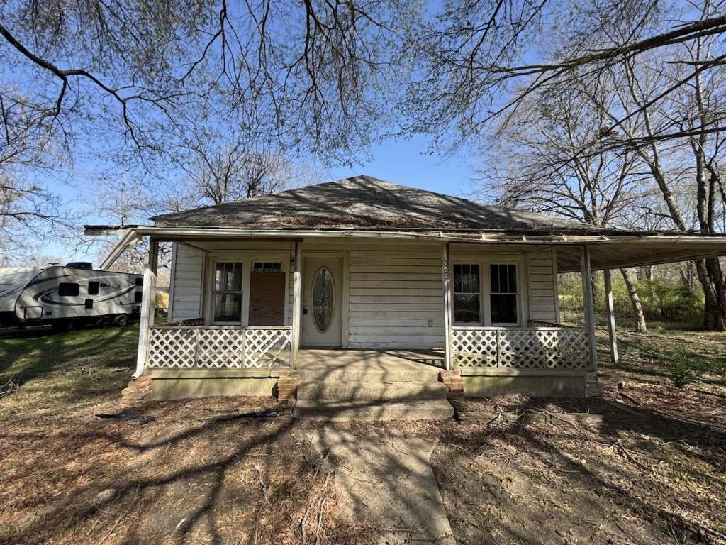 332 Houston Street Property Photo