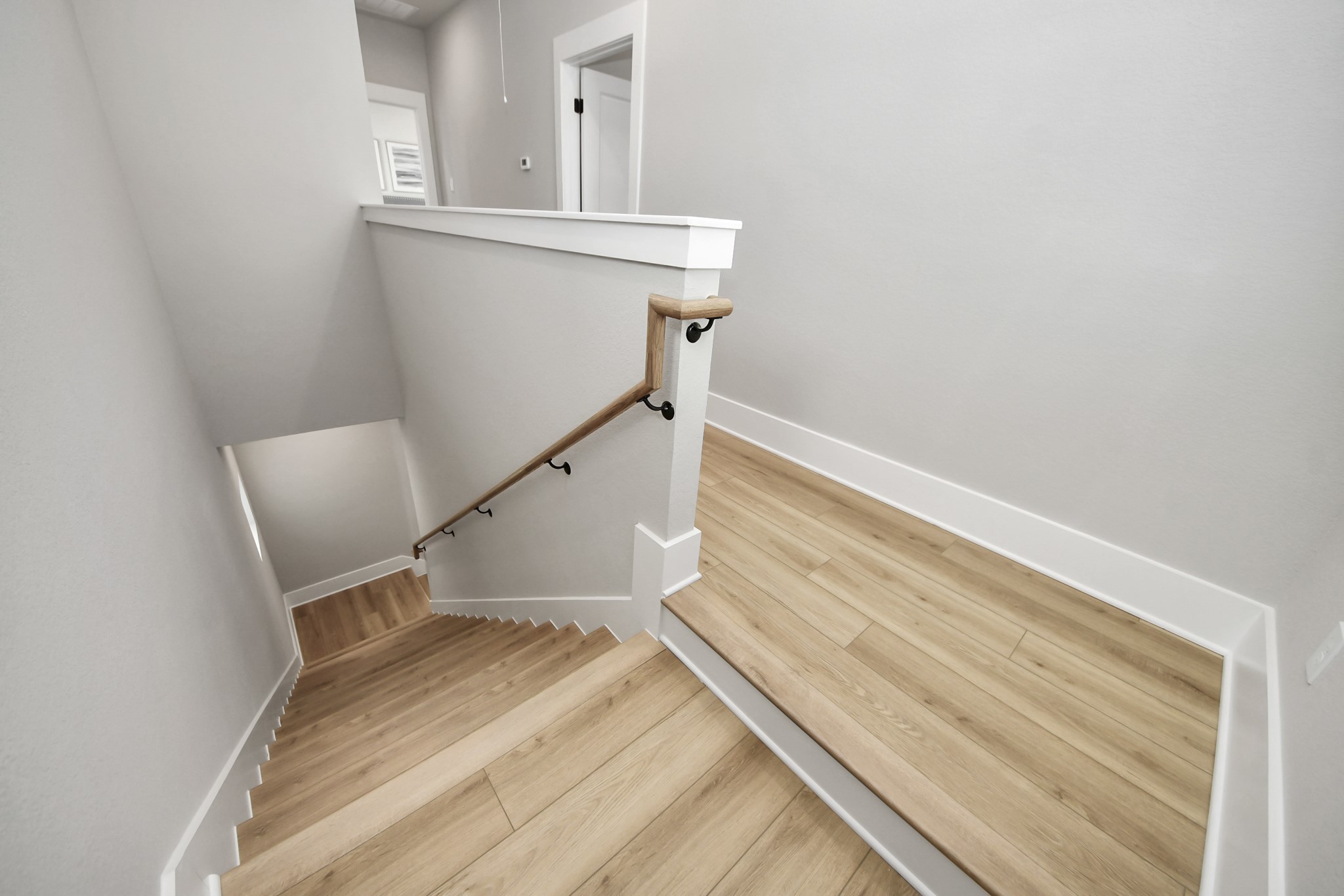 1104 Mansfield Street E Property Photo 23