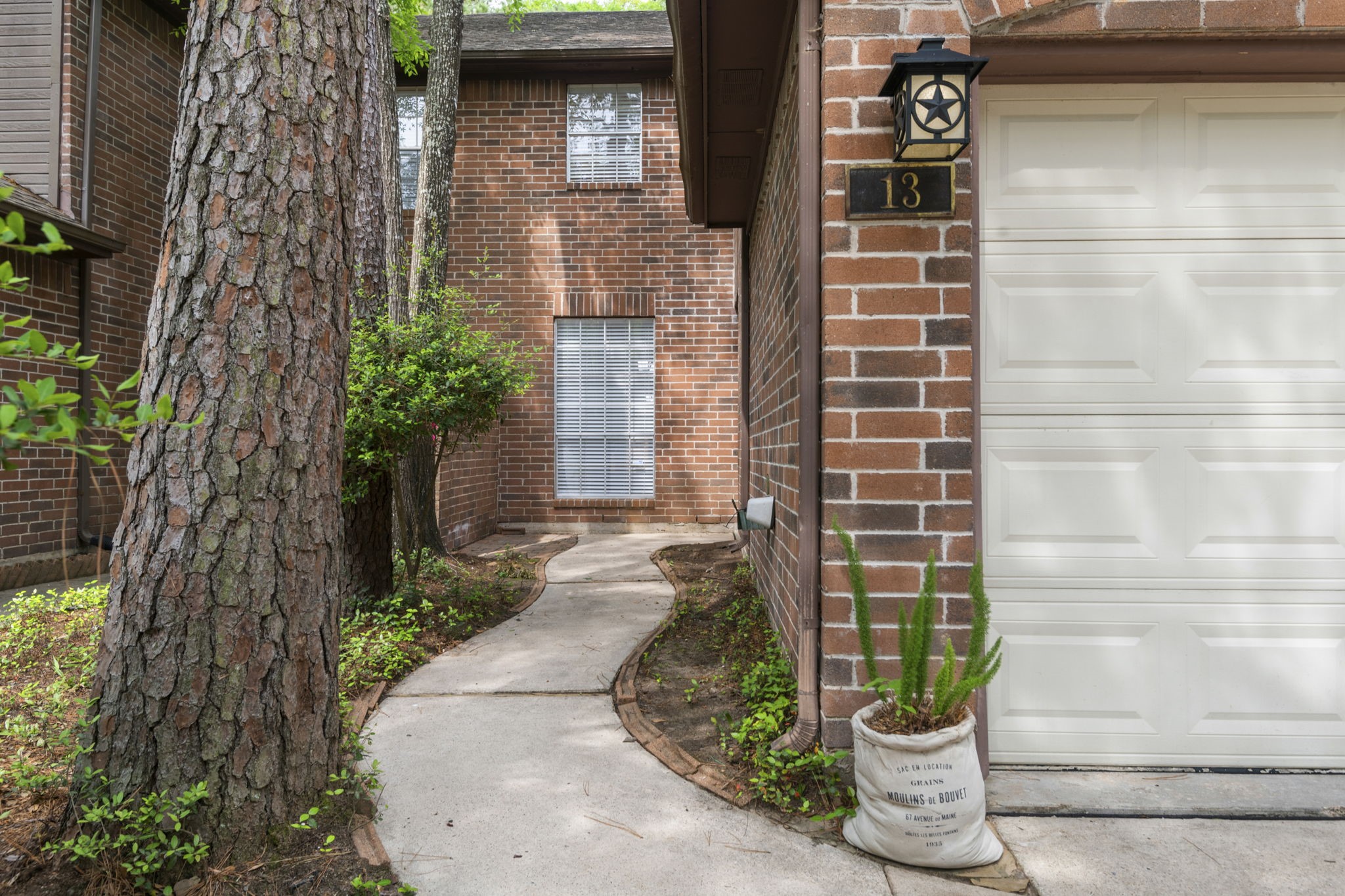 13 E Willowwood Court Property Photo 2