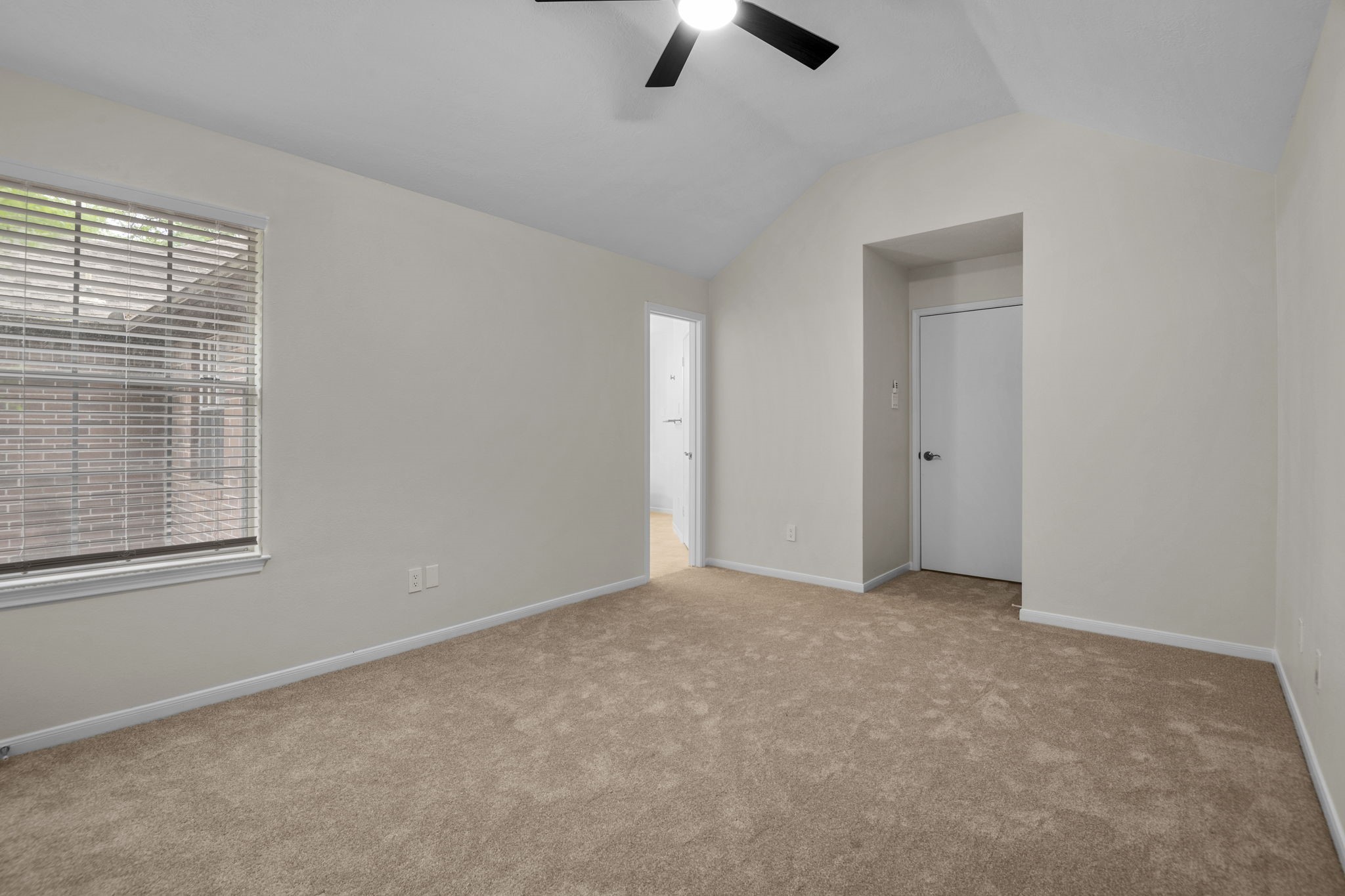 13 E Willowwood Court Property Photo 23