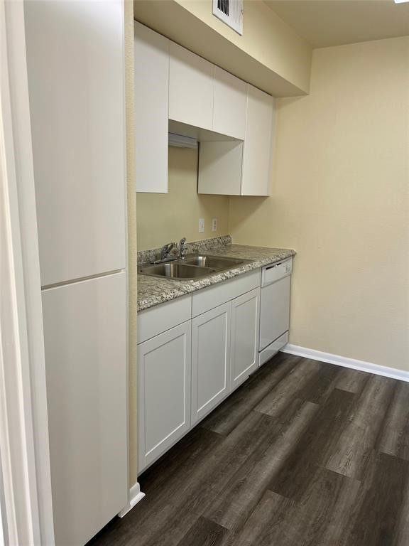 16111 Aspenglen Drive 206 Property Photo 7
