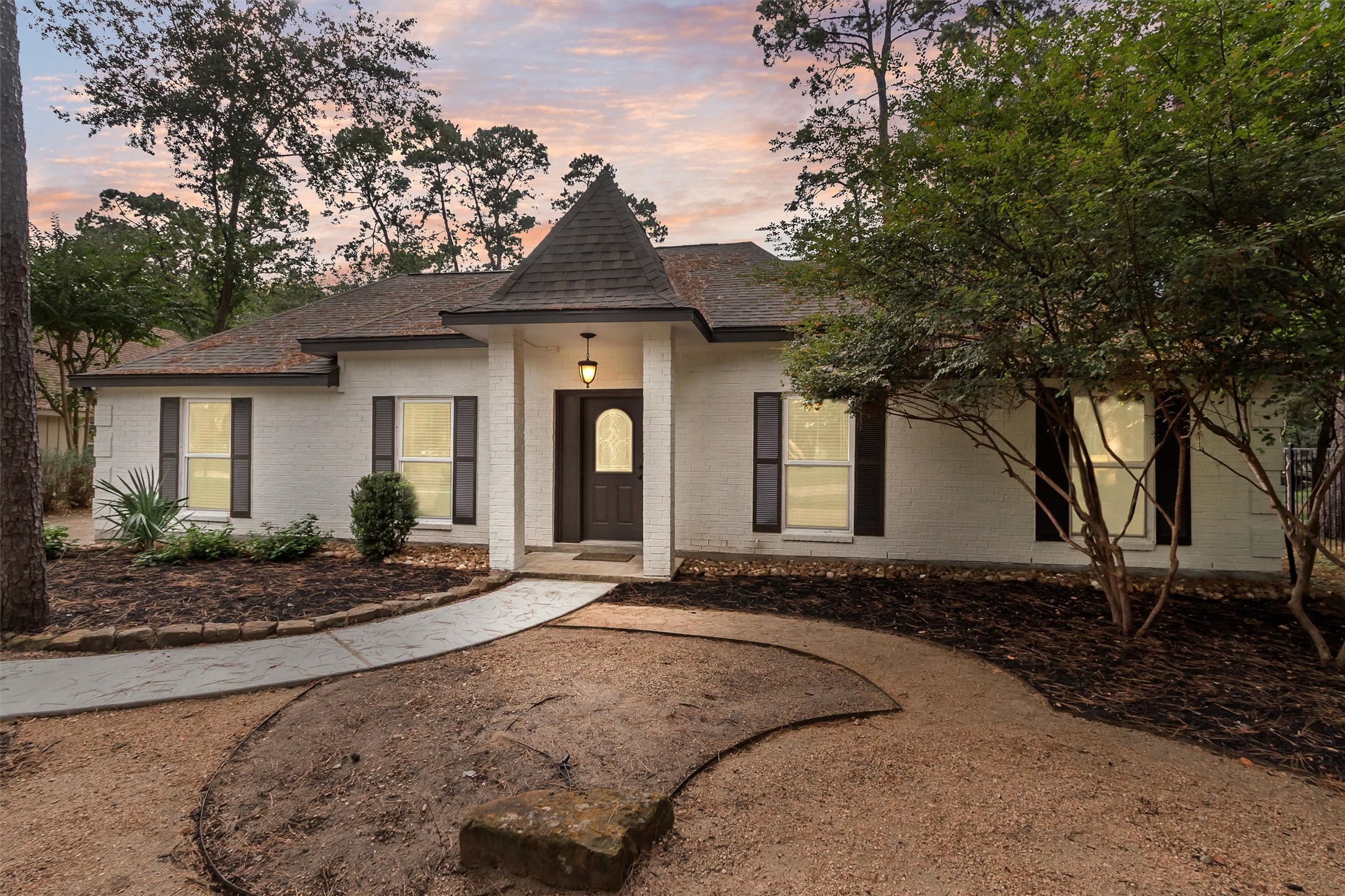 17407 Fairway Oaks Drive Property Photo 1