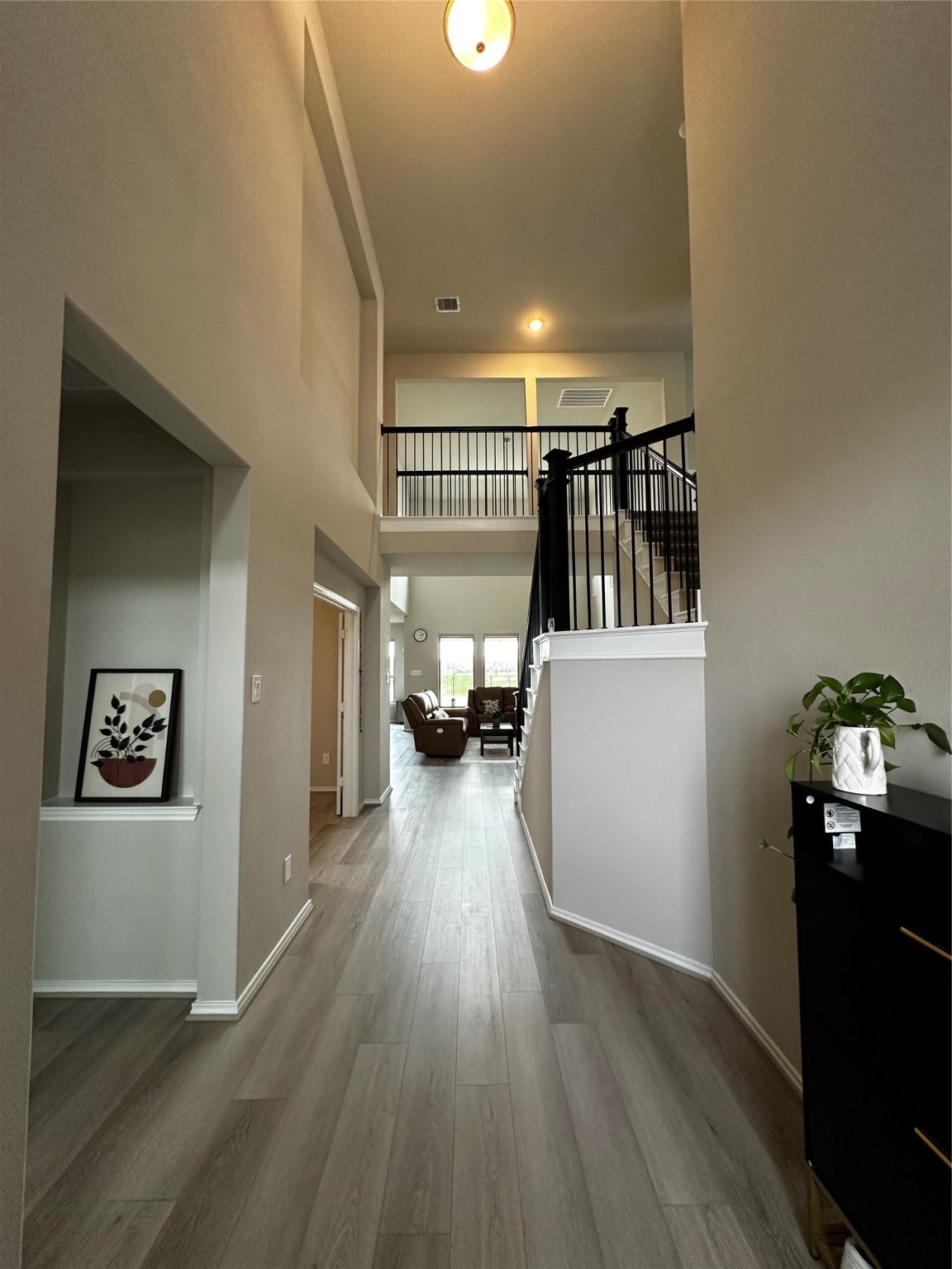 8710 Winters Edge Road Property Photo 6