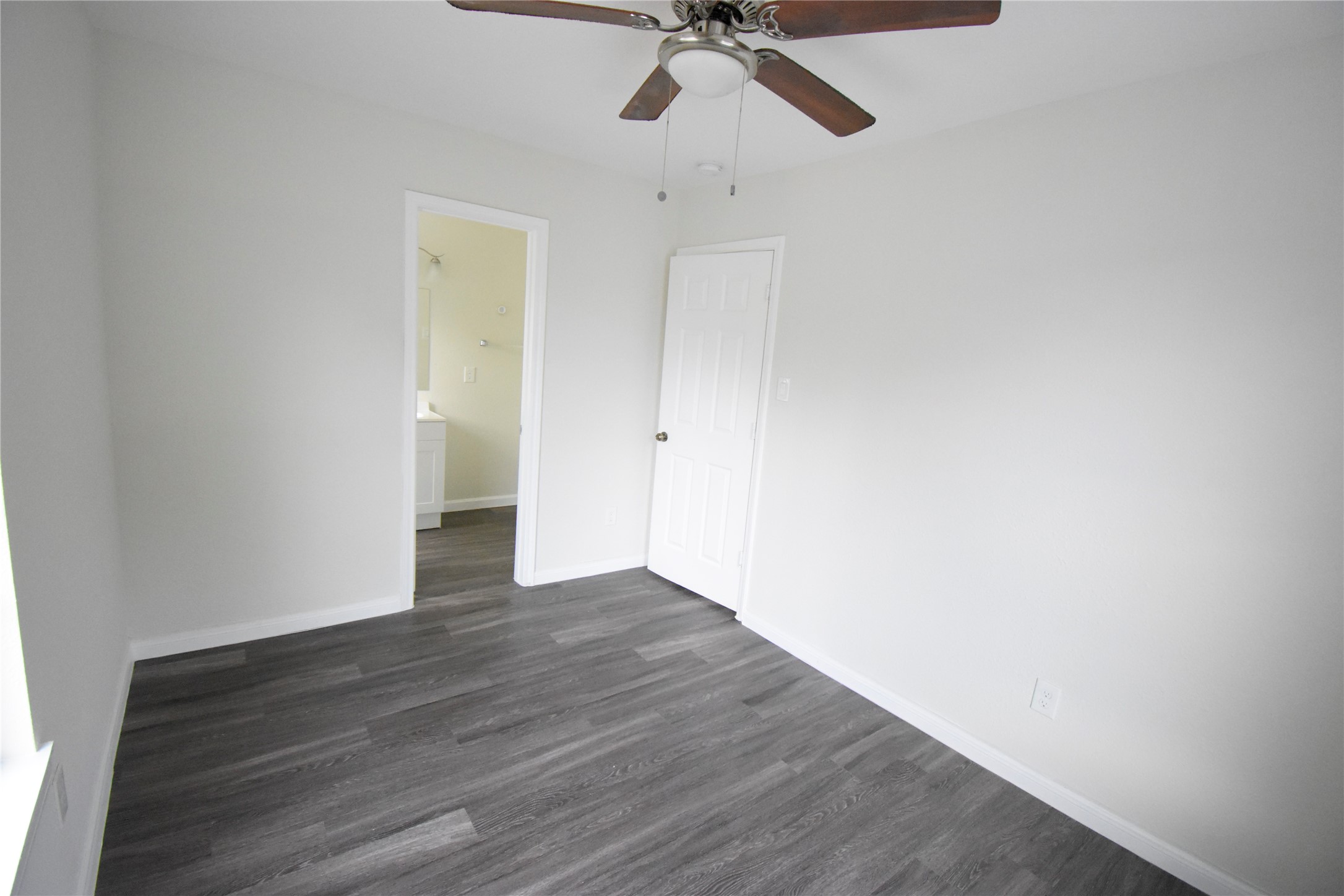3218 Alabama Street B Property Photo 5