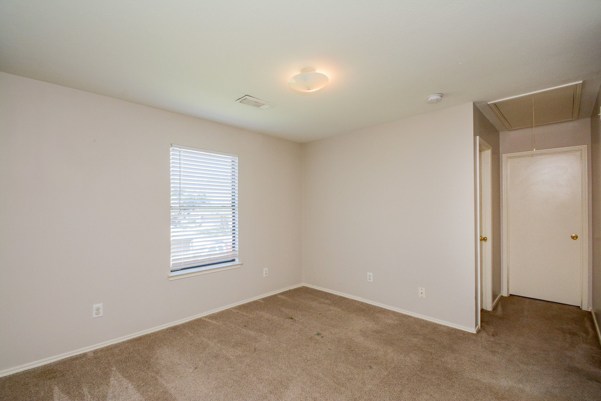 6835 Lower Arrow Dr Drive Property Photo 28