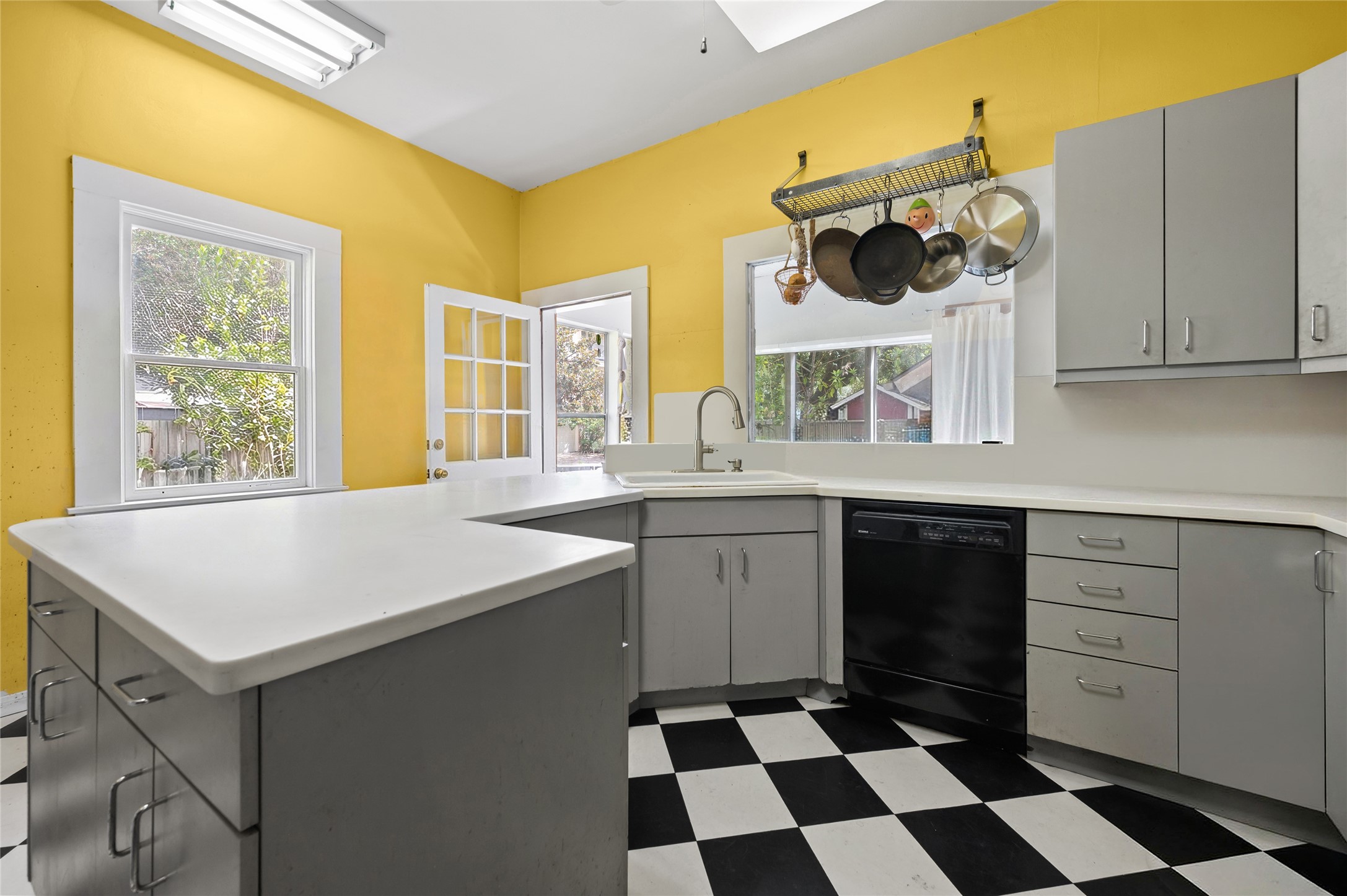 603 Welch Street Property Photo 16