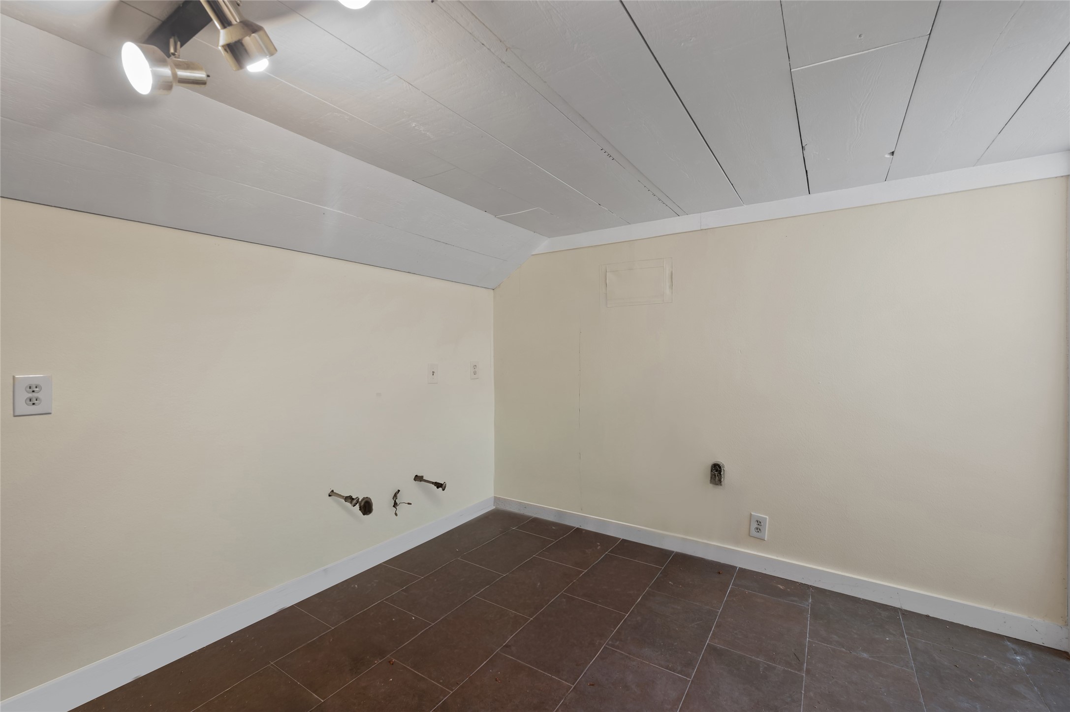 603 Welch Street Property Photo 27