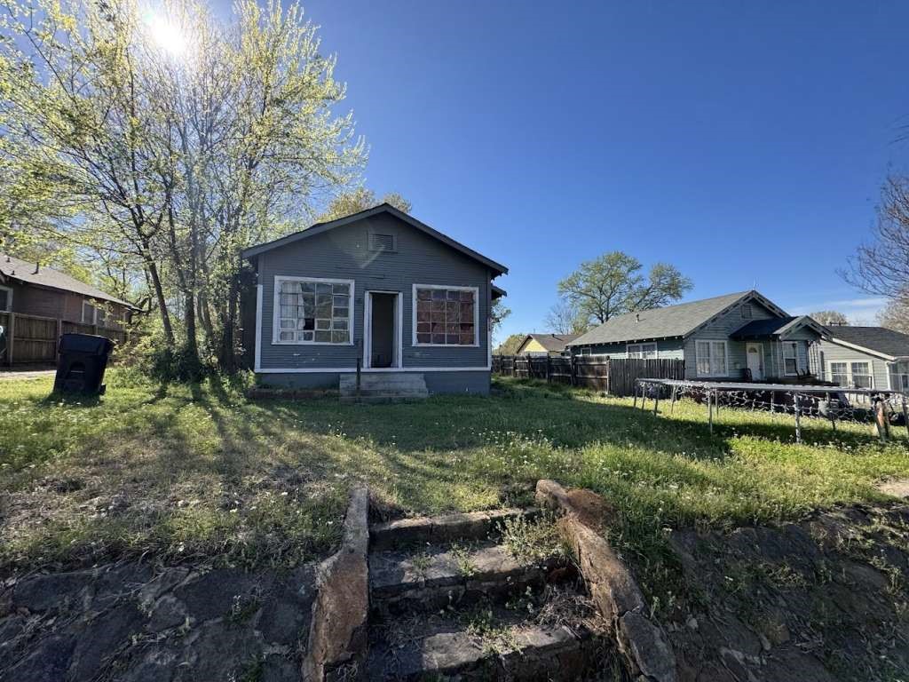 107 Electra Street Property Photo 1