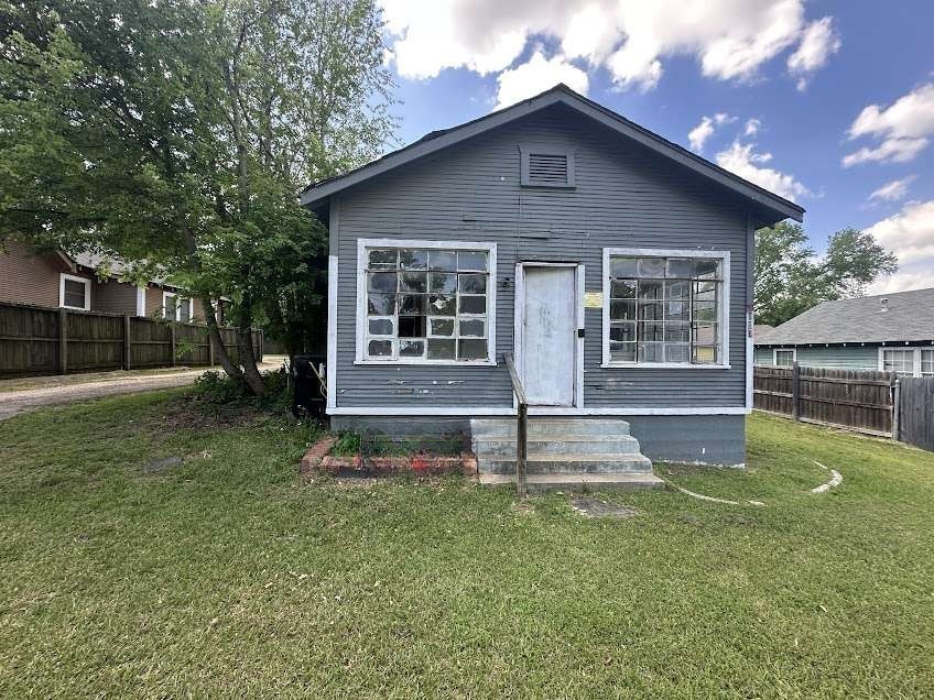 107 Electra Street