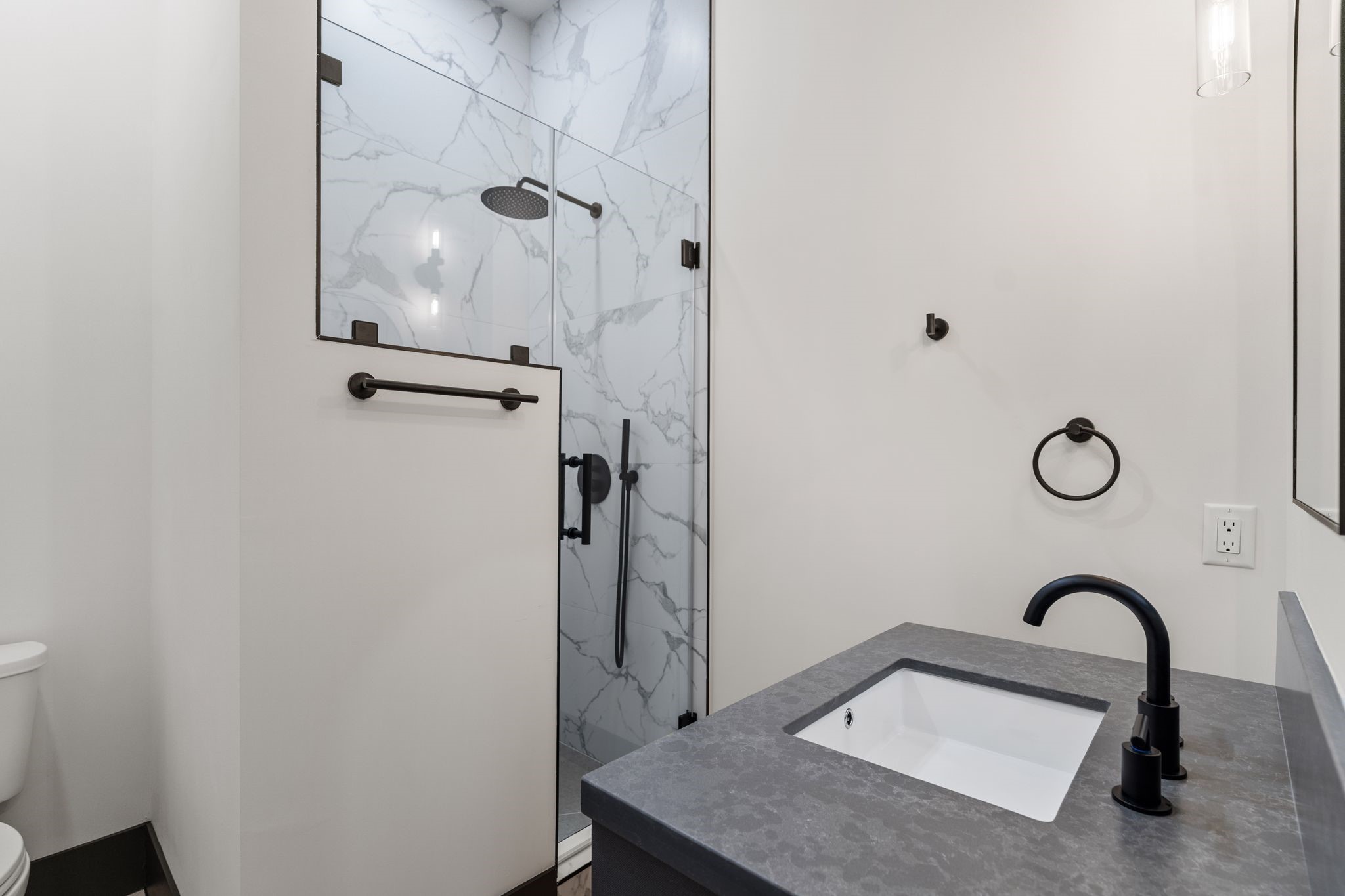 5110 Glenmeadow Drive Property Photo 36