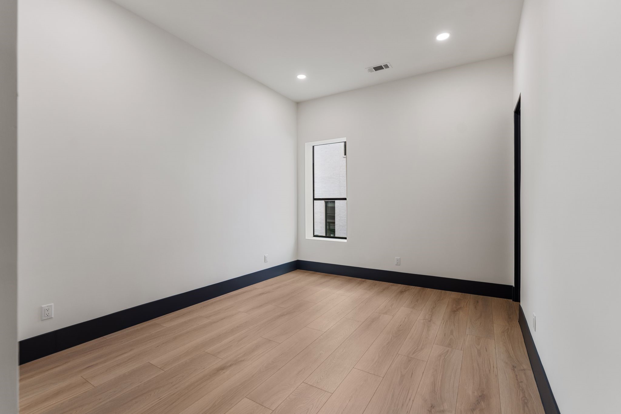 5110 Glenmeadow Drive Property Photo 37