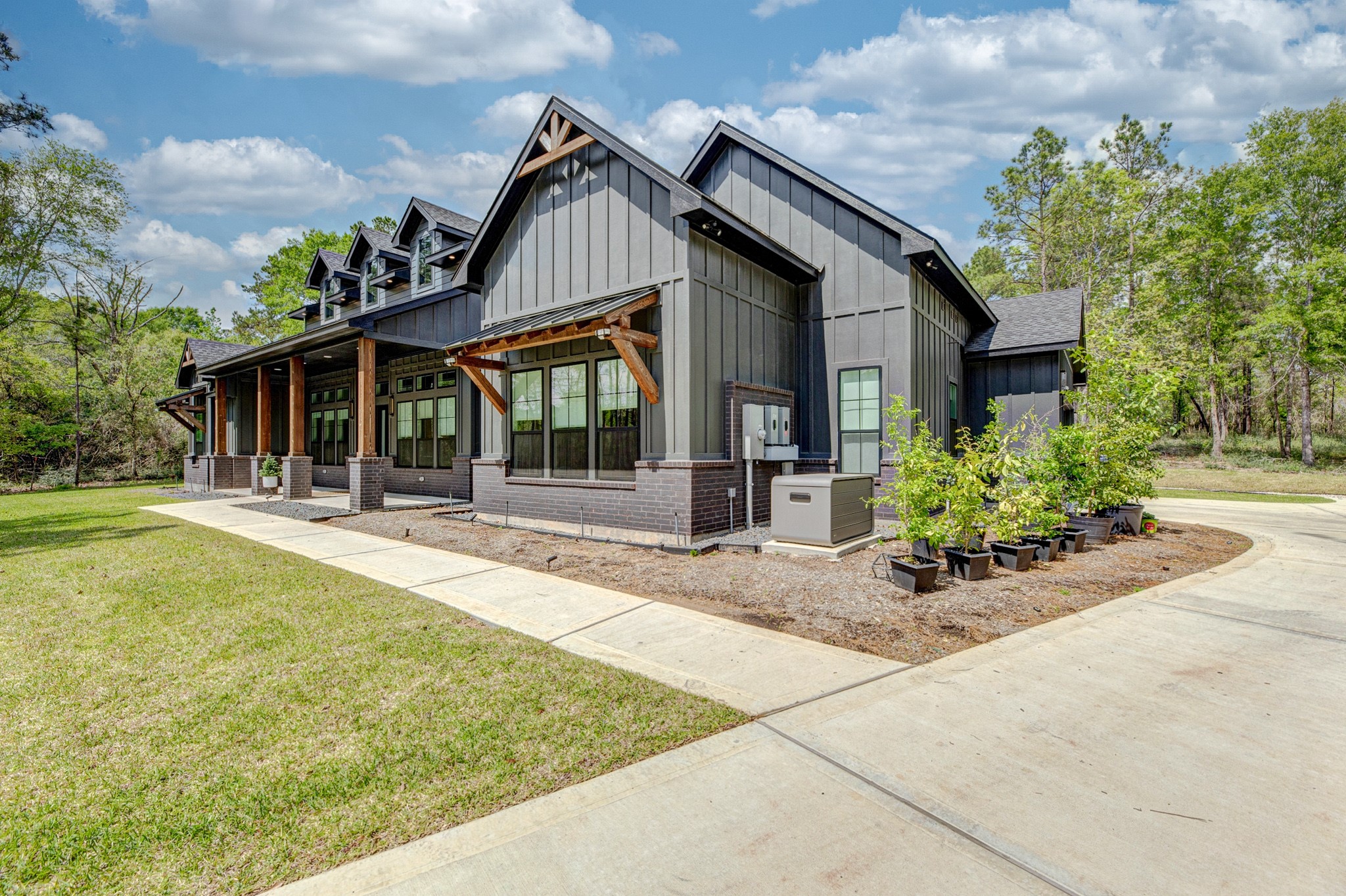 10433 Wagon Pass Trail Property Photo 46