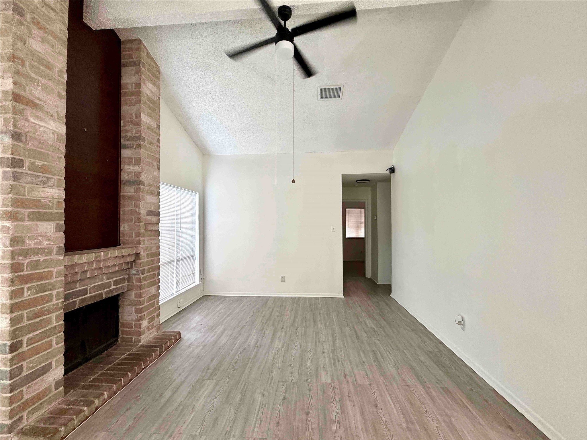23215 Tree House Lane Property Photo 4