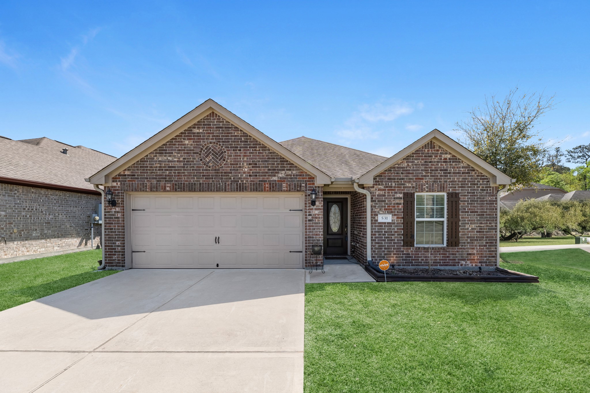 531 Douro Drive Property Photo
