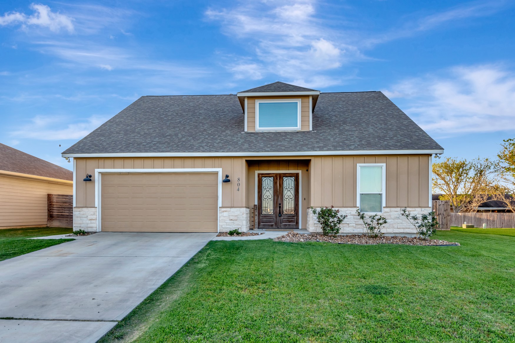 804 Catclaw Lane Property Photo 3